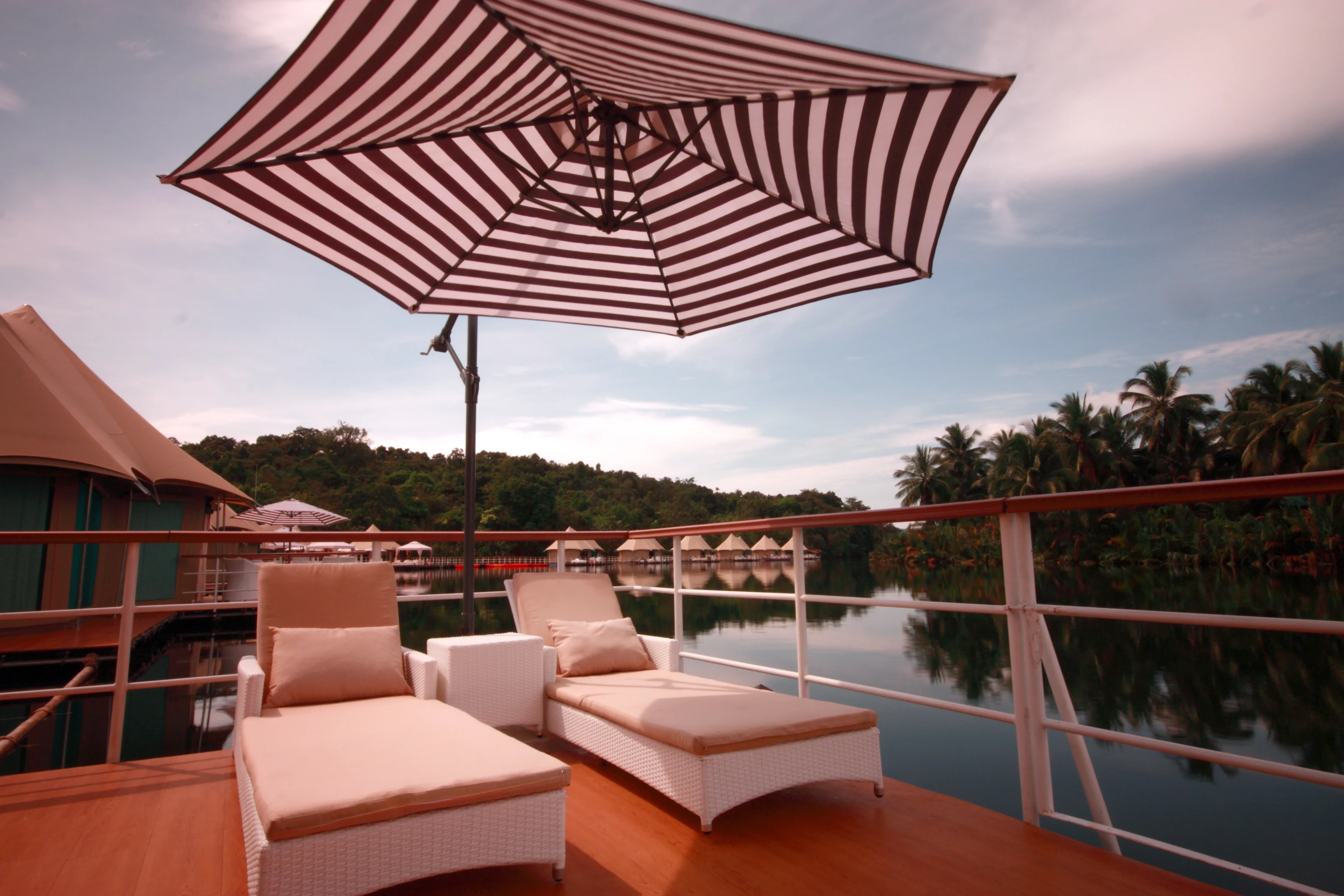 KH - Canvas & Orchids Retreat - Rivers Eco Lodge - Sun Deck.webp