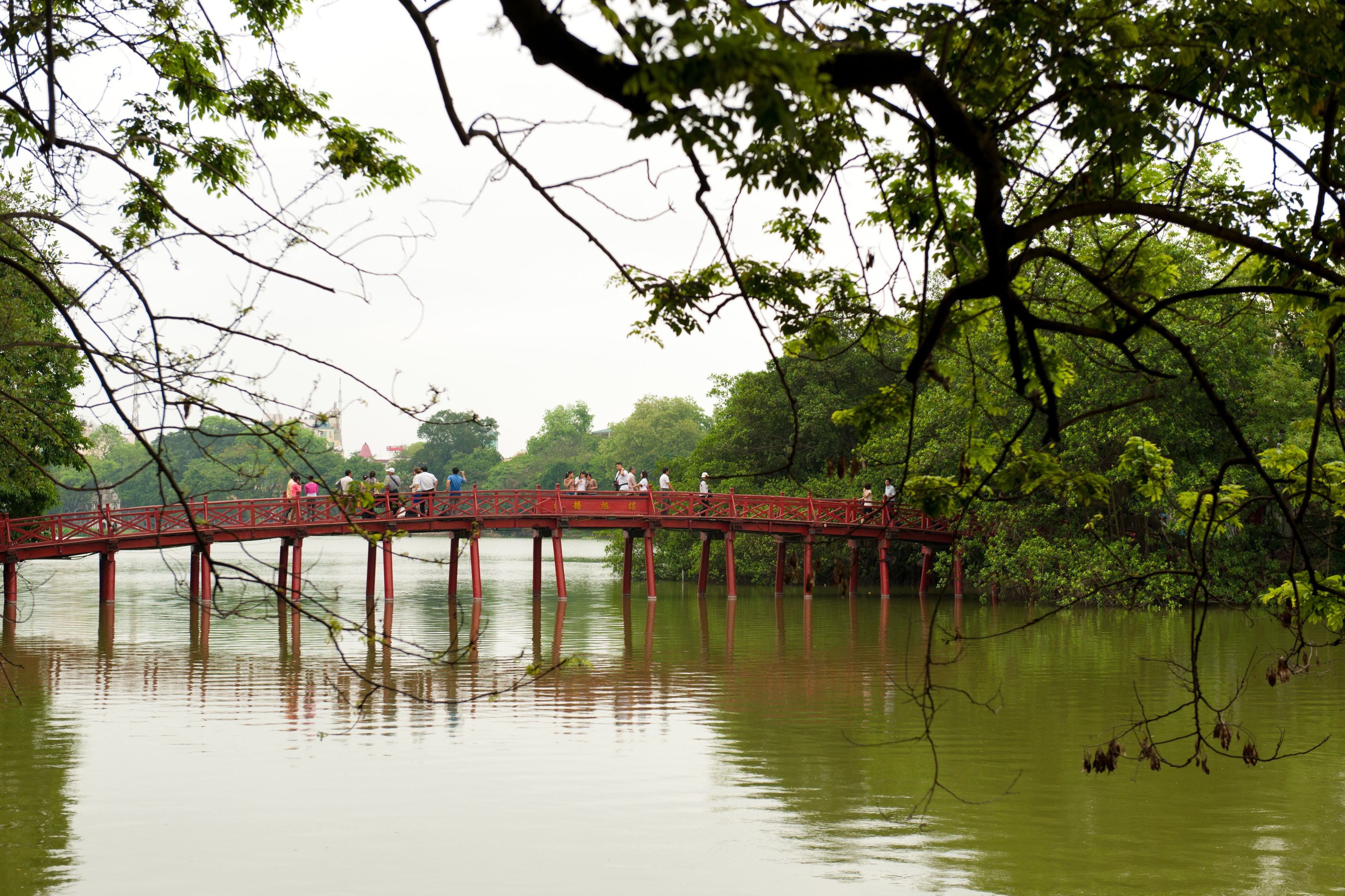 VN - Hanoi - Vietnam Bridge.jpg