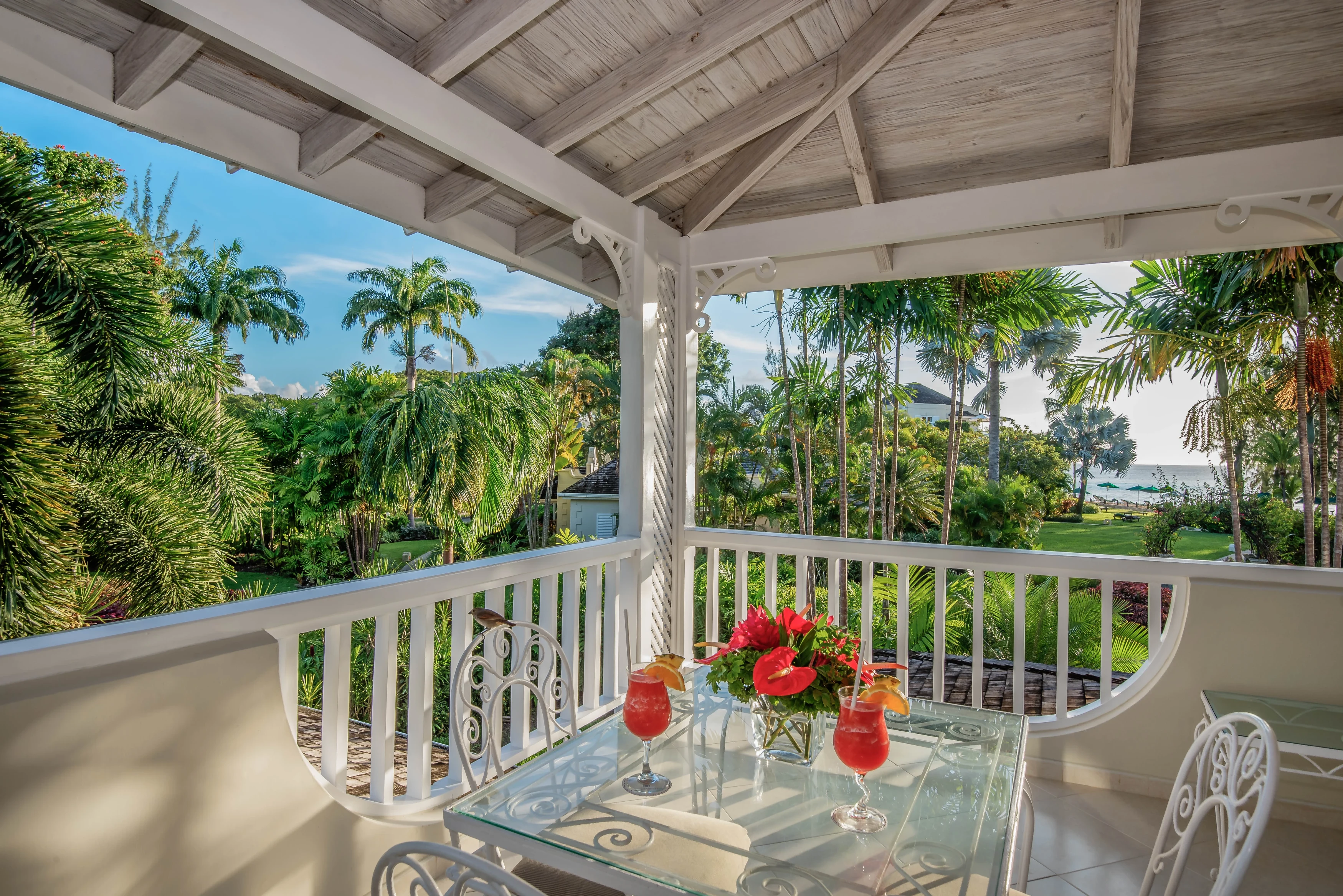 BB - Corel Reef - luxury cottage balcony .webp