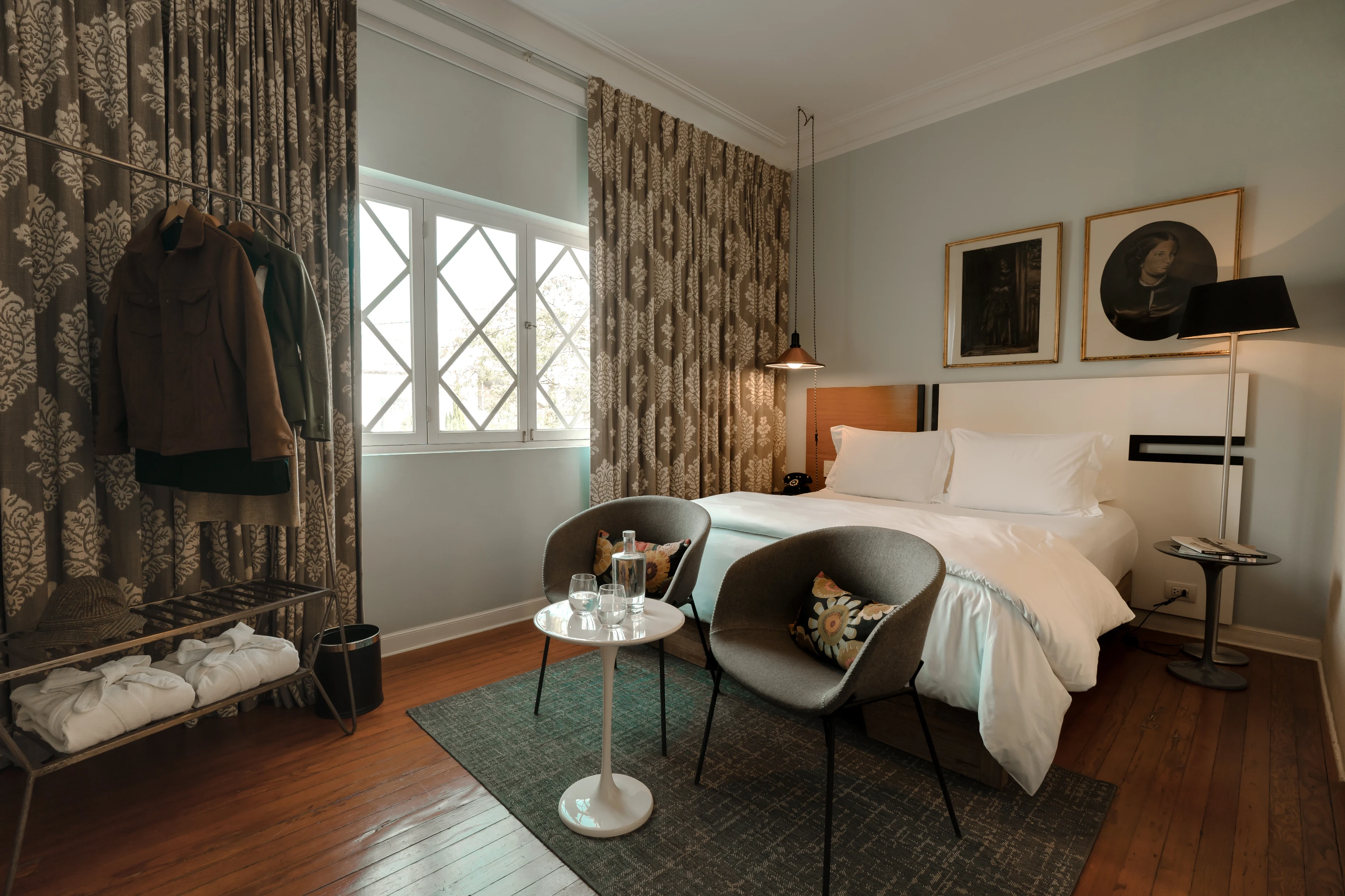 PE-Accommodatie-Atemporal-bedroom cosy2.webp