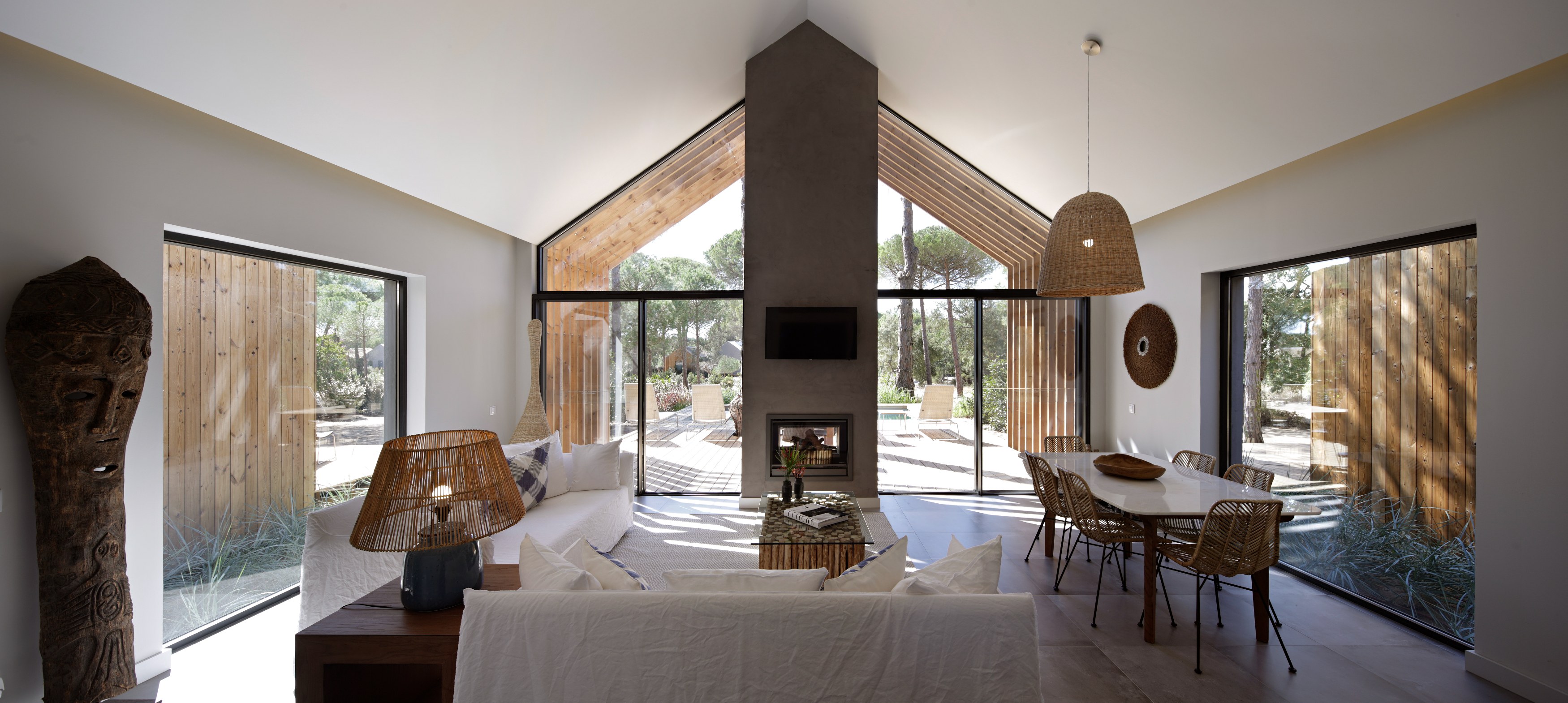 PT-SUBLIME COMPORTA - 2 bedroom cabana villa living room (c) Nelson Garrido.jpg