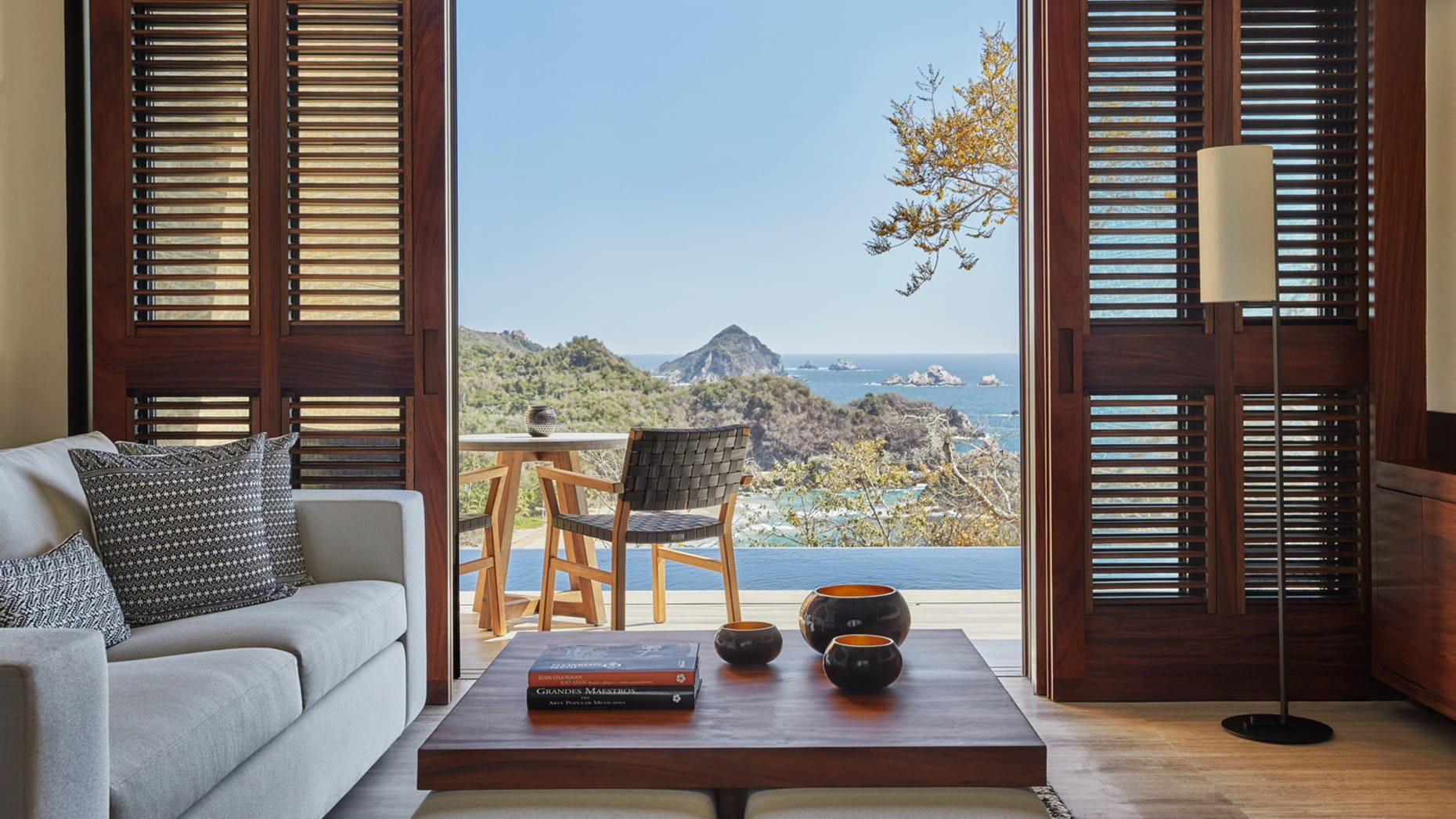 MX-Accommodatie-Four Seasons Tamarindo-living area view.jpg