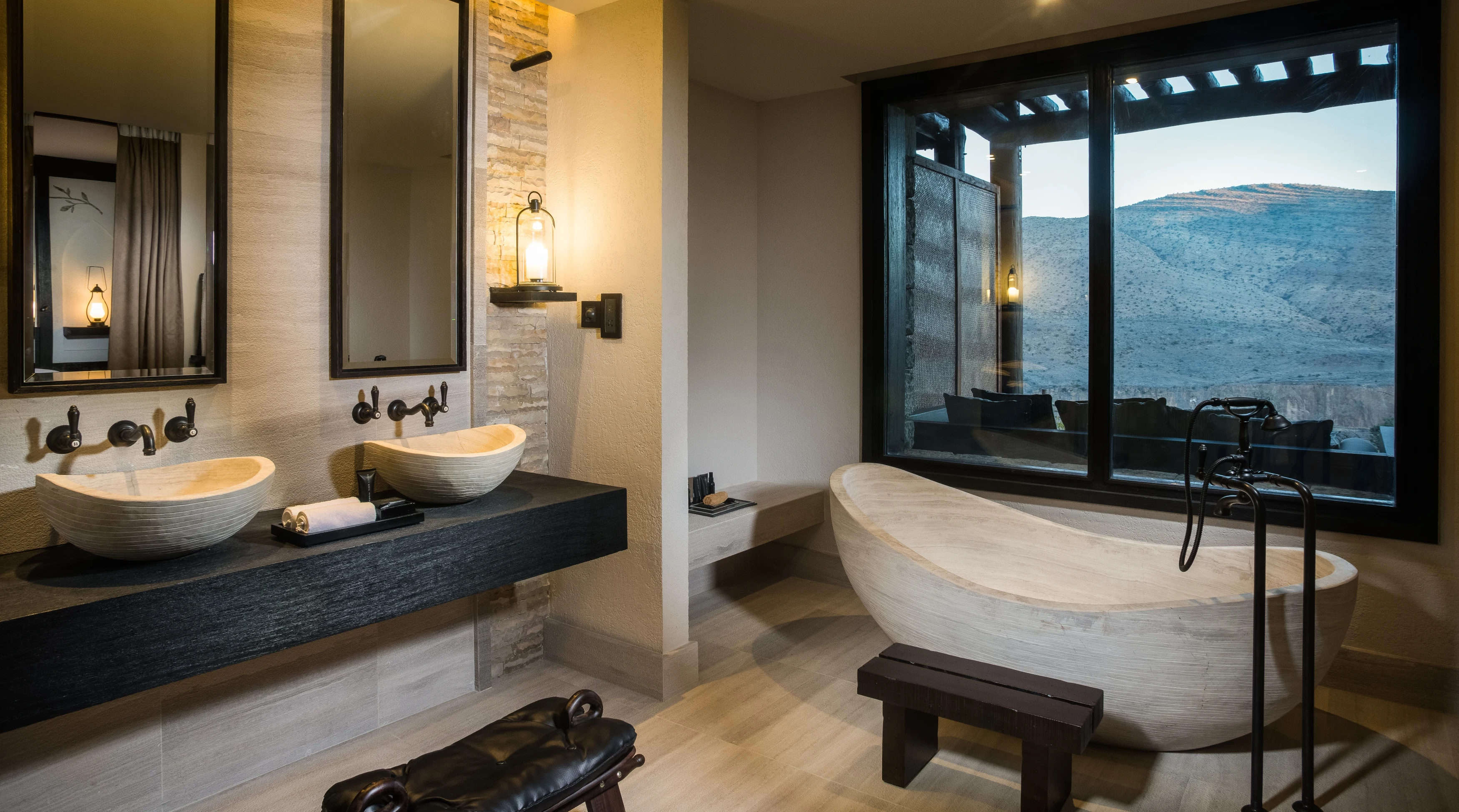 OM - Alila Jabal Akhdar - Suite Bathroom .webp