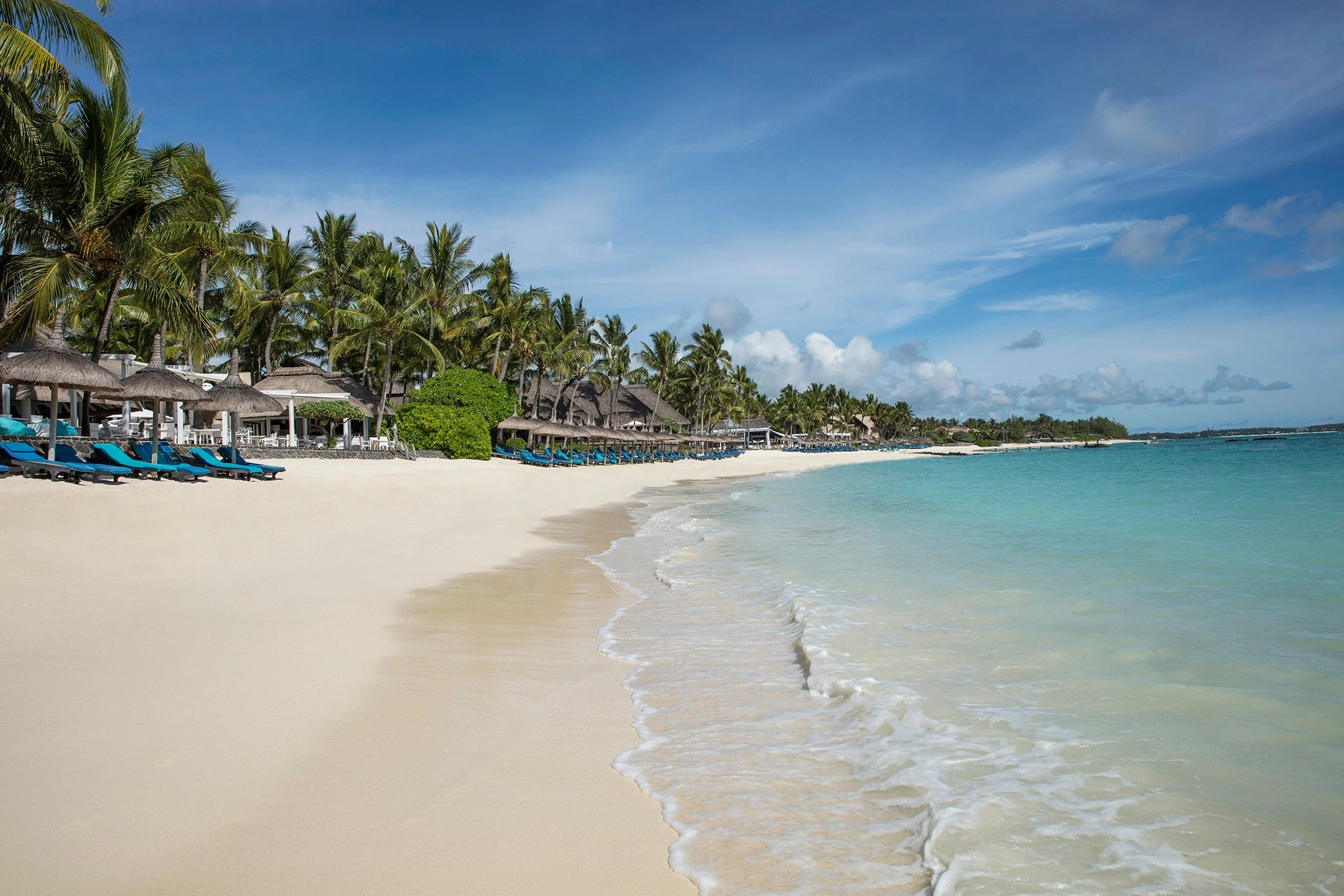MU-Belle Mare Plage-beach1.webp