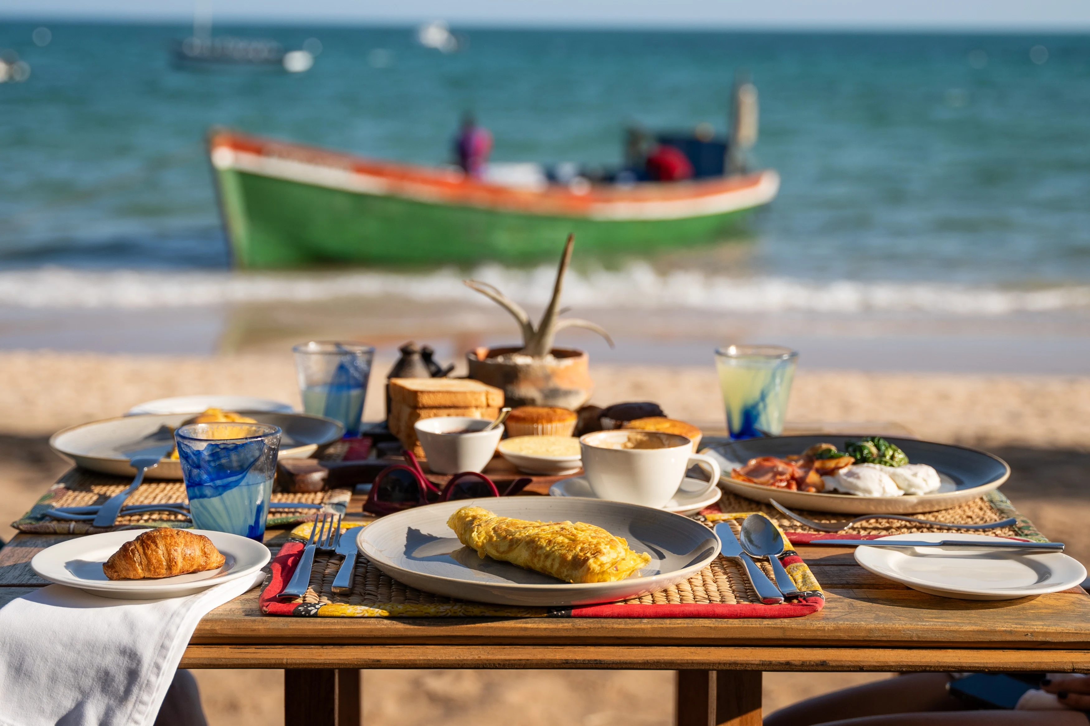 MZ-Azura Benguerra-Beach brekkie.webp