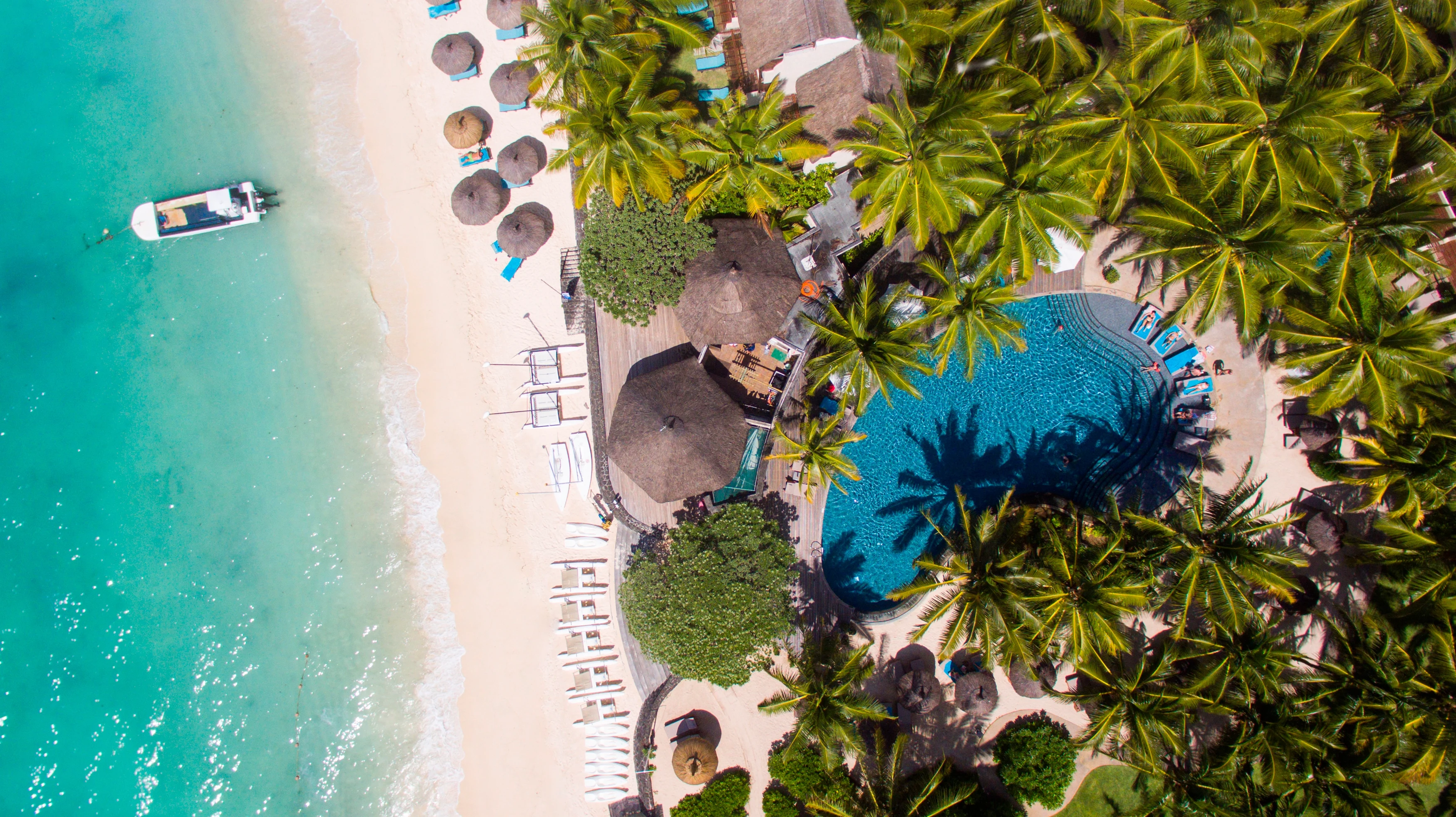 MU-Belle Mare Plage-aerial view2.webp