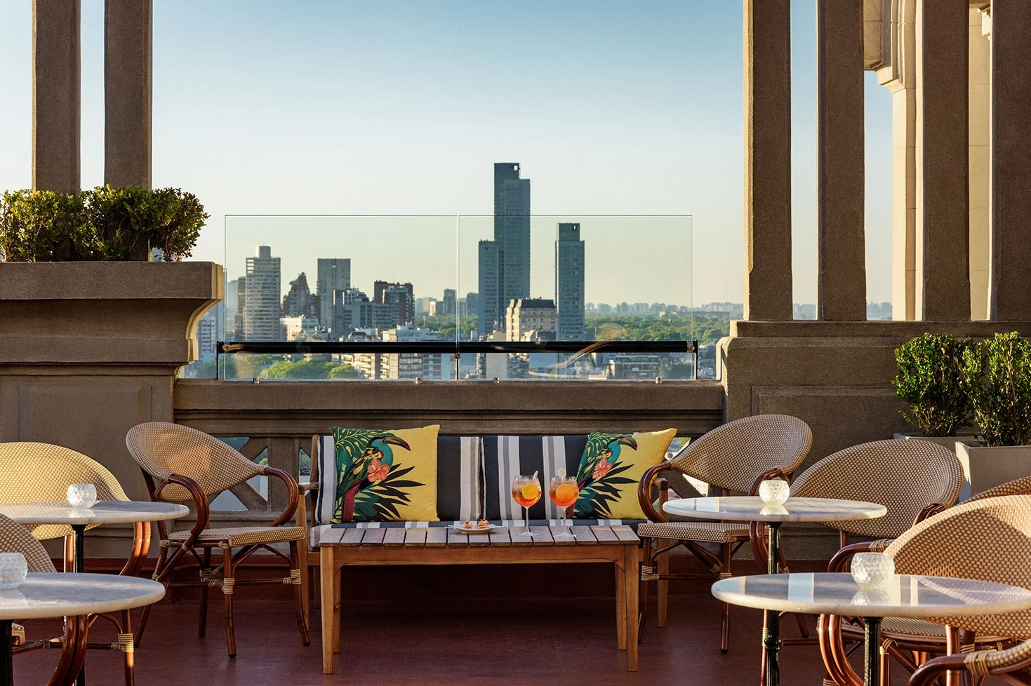 AR-Buenos-Aires-Accommodatie-Alvear-Palace-Hotel-Uitzicht.webp