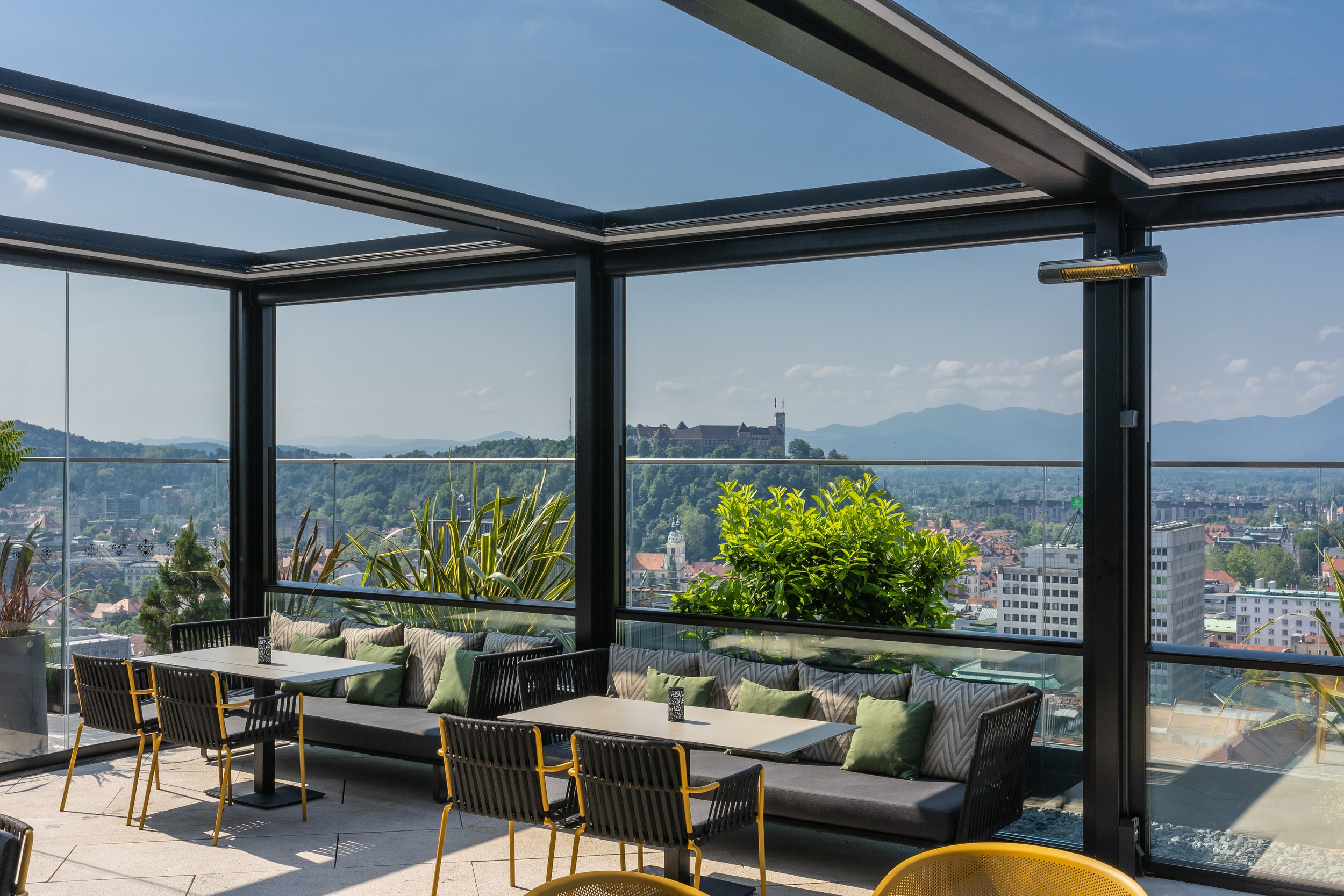 SI - Intercontinental Ljubljana - terrace new.jpg
