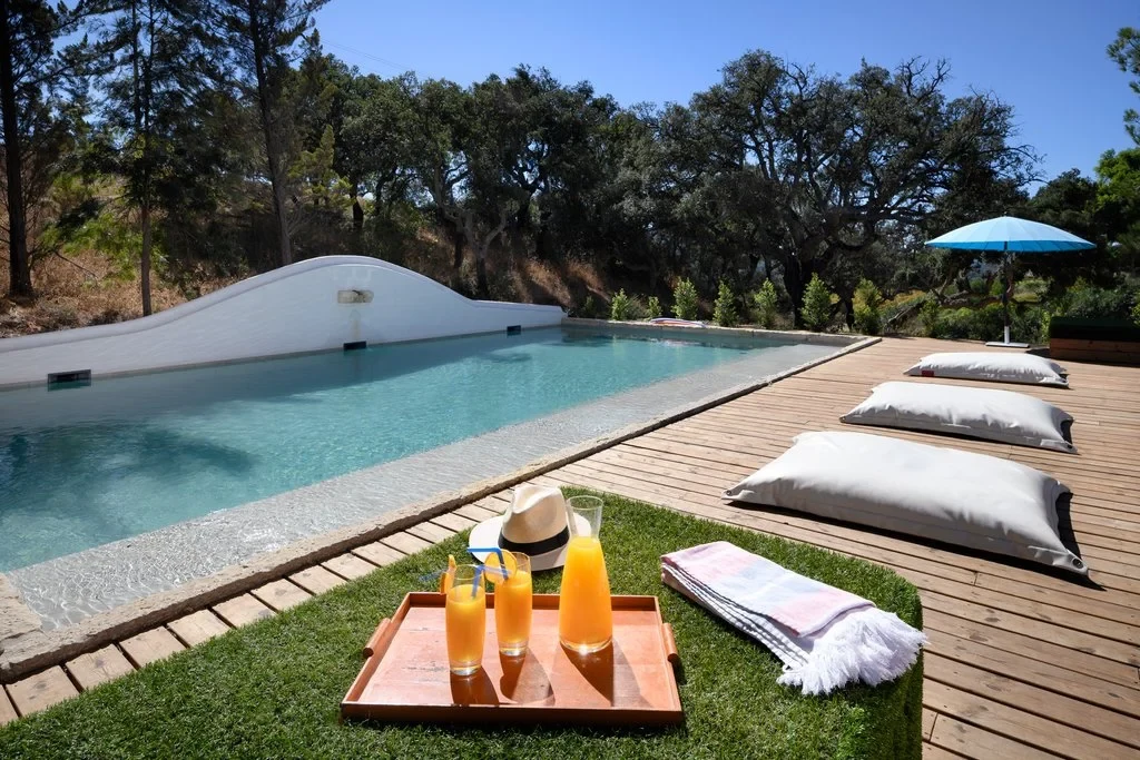 PT-Casa-Palmela-Family-Swimming-pool.webp