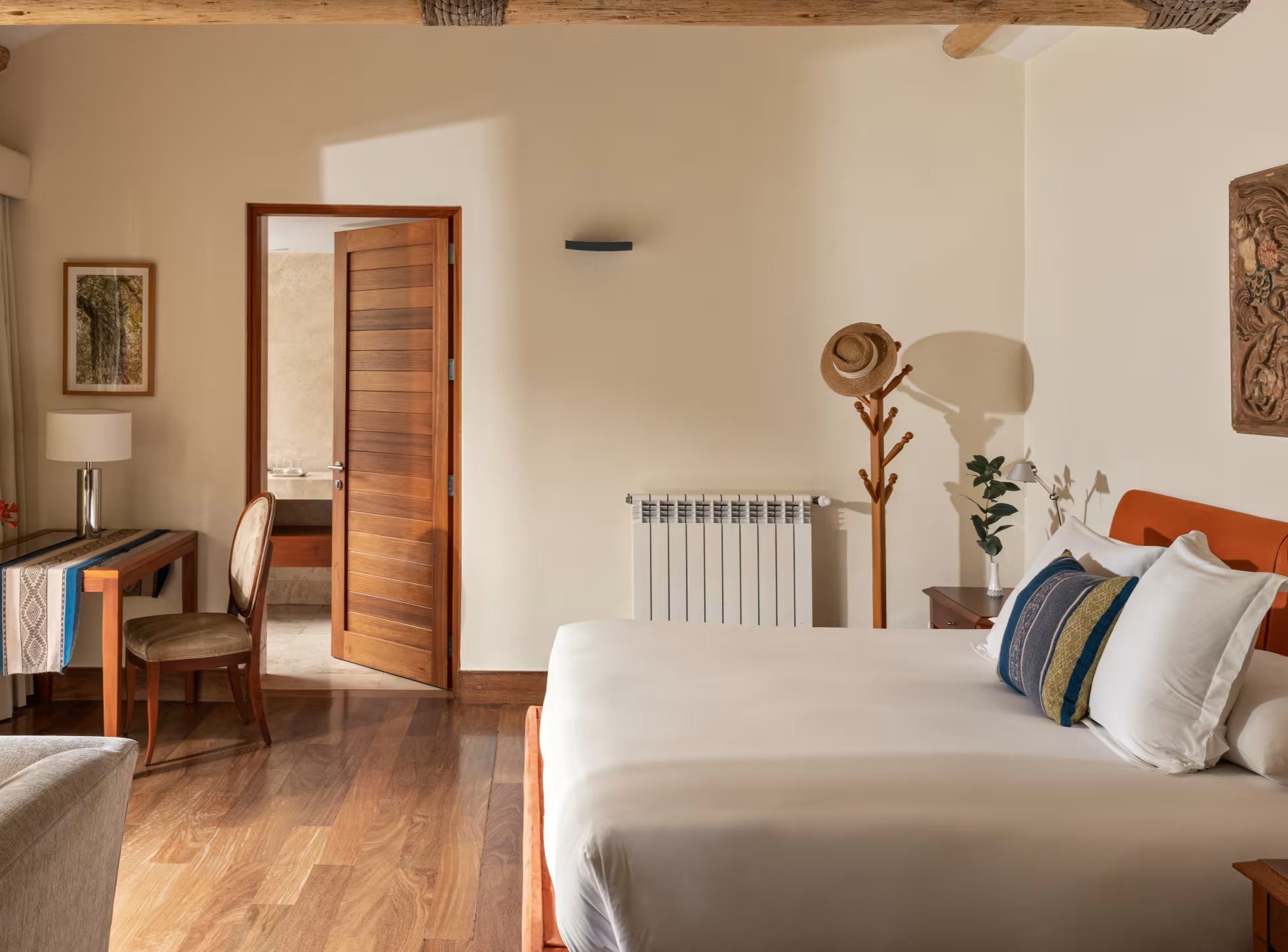 PE - Accommodatie - Belmond Rio Sagrado - Slaapkamer.jpg