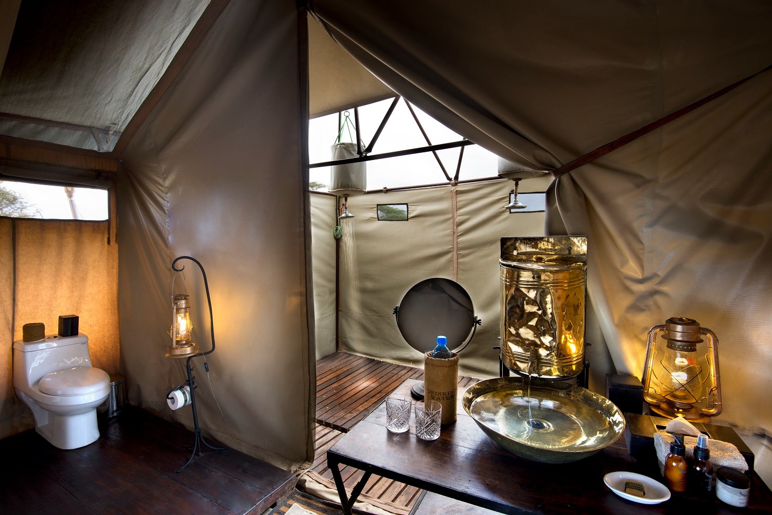 TZ-andBeyond-Serengeti-Under-Canvas-Bathroom.jpg