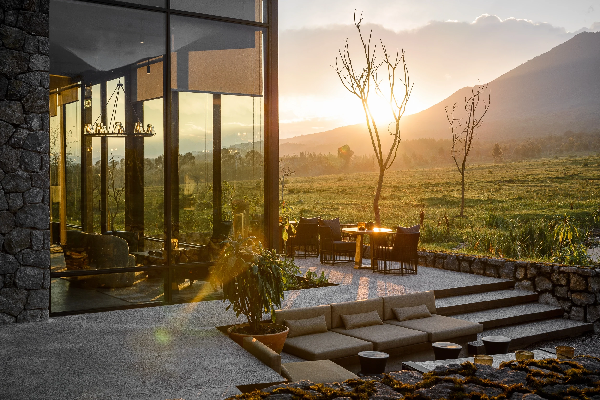 RW-Singita Kwitonda Lodge-Exterior1.webp