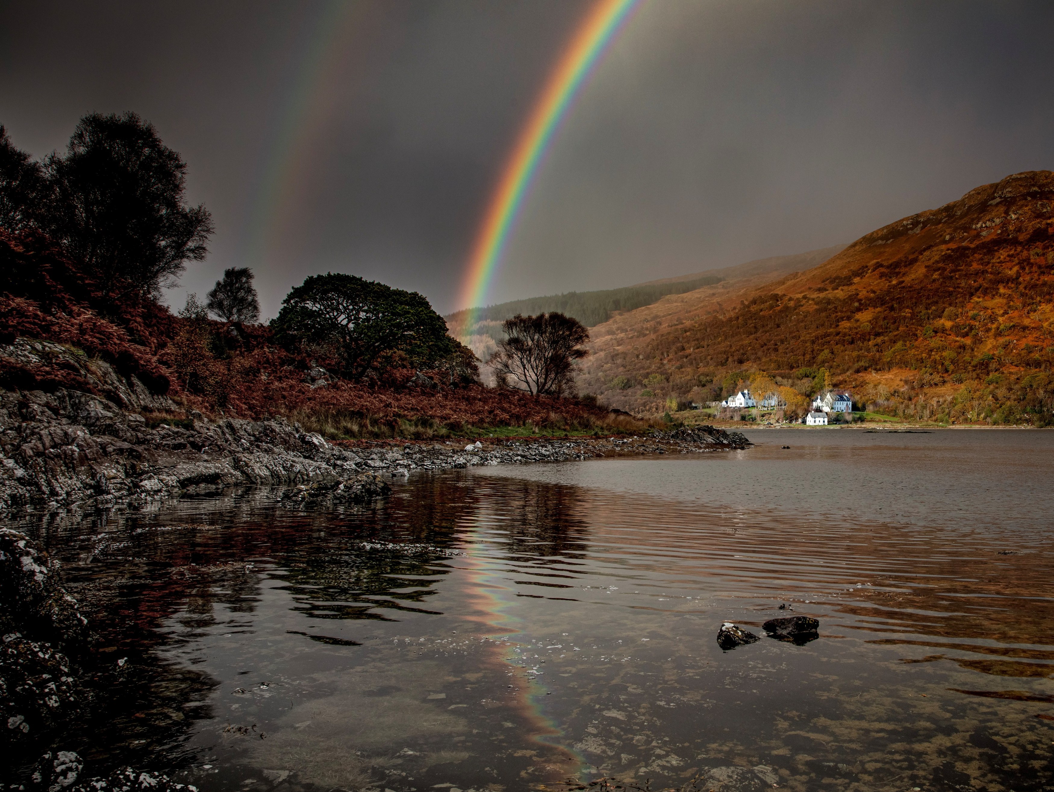 GB - accommodatie Kinloch Lodge Rainbow water.jpg
