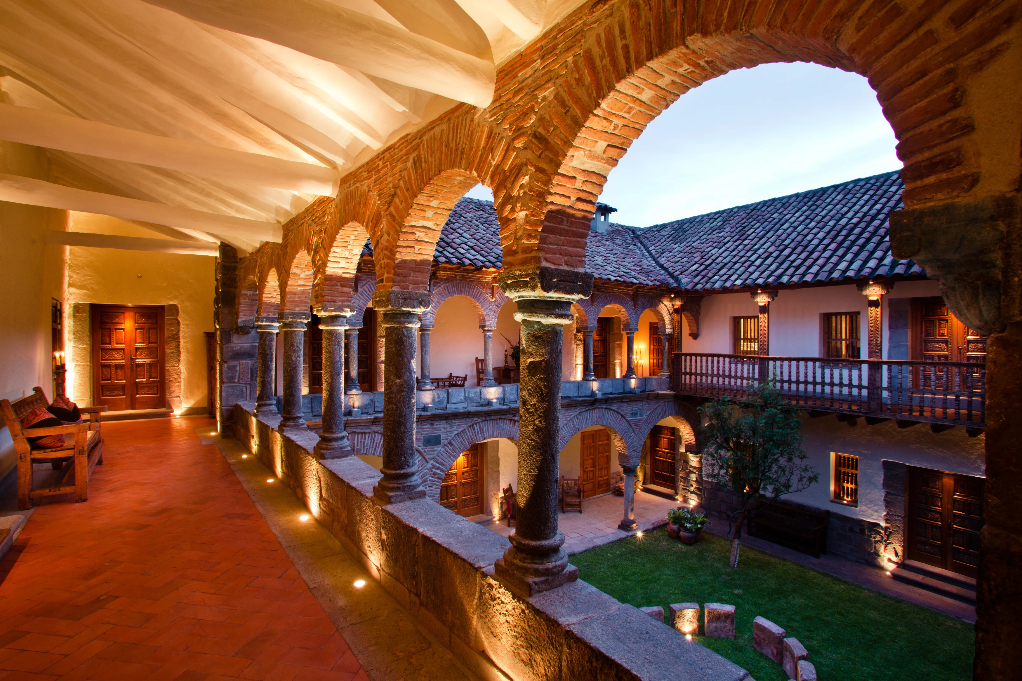 PE - Accommodatie - Inkaterra la Casona first floor.webp