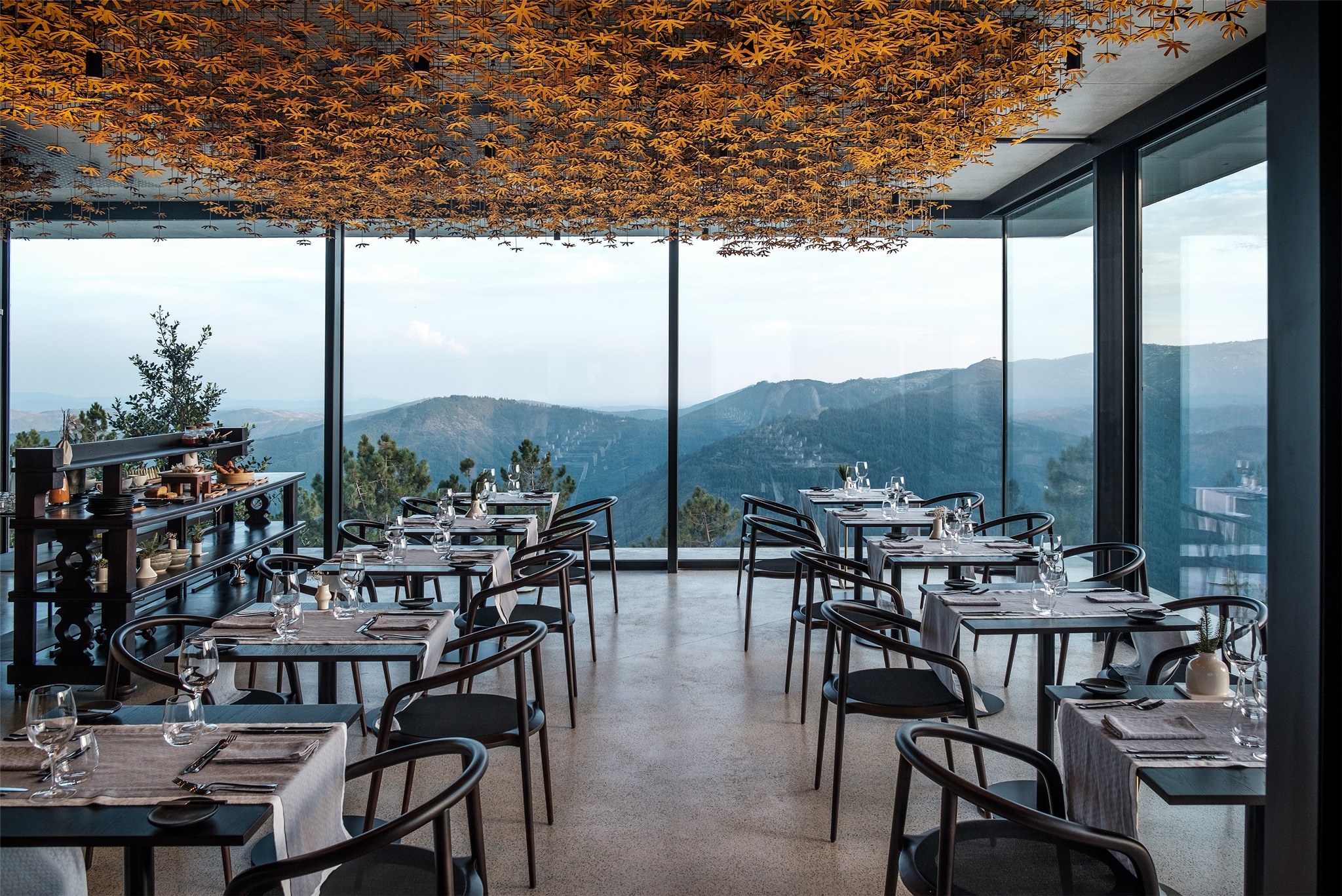 PT - Casa de Sao Lourenco - Restaurant (3).jpg
