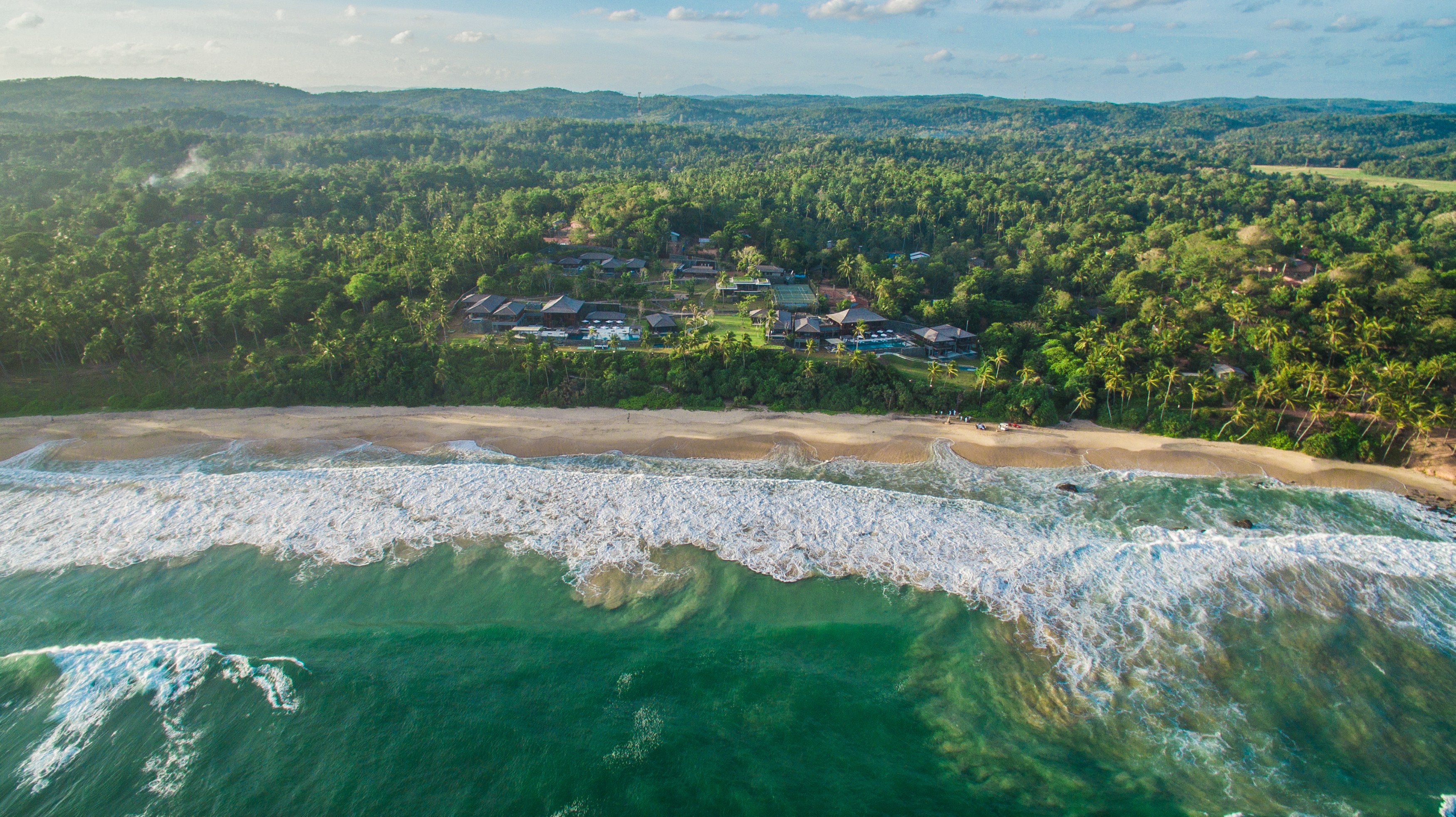 LK - ÀNI Sri Lanka - Aerial.jpg