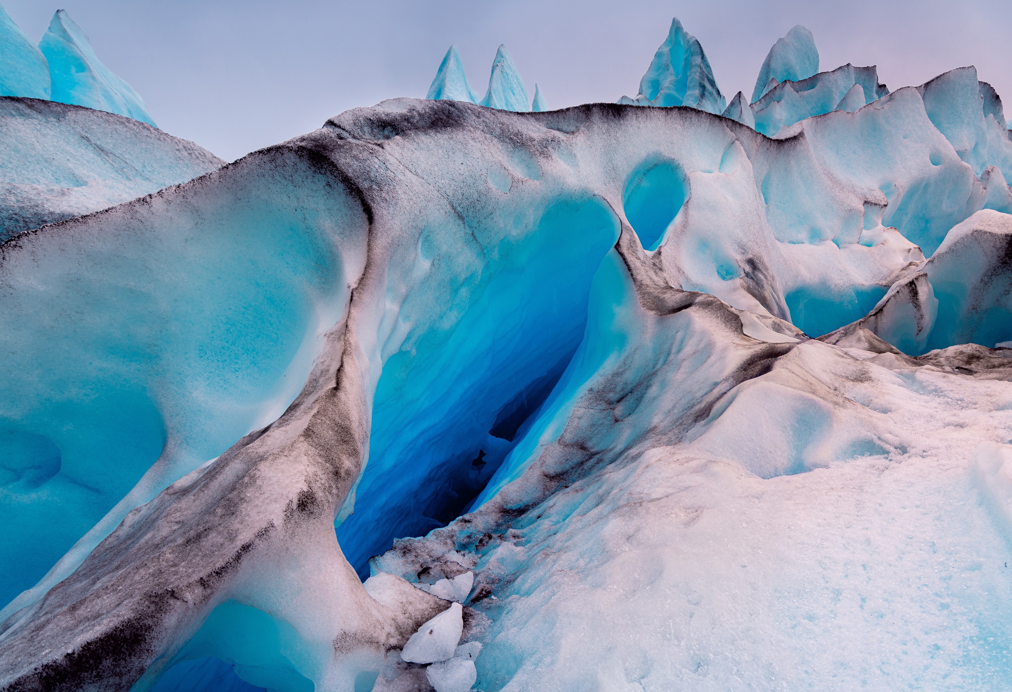 AR-Perito Moreno-Shutterstock.jpg