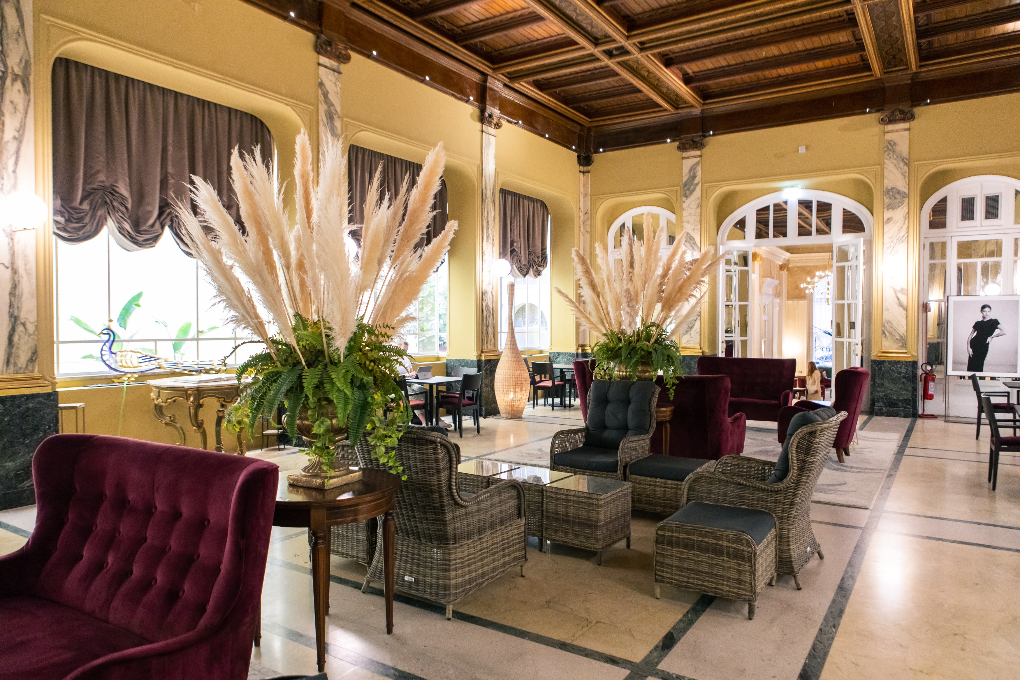 IT-Accommodatie-Grand Hotel et Des Palmes-Winter Garden lounge.jpg