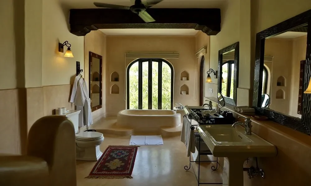 IN-Mihir Garh - Bathroom.webp