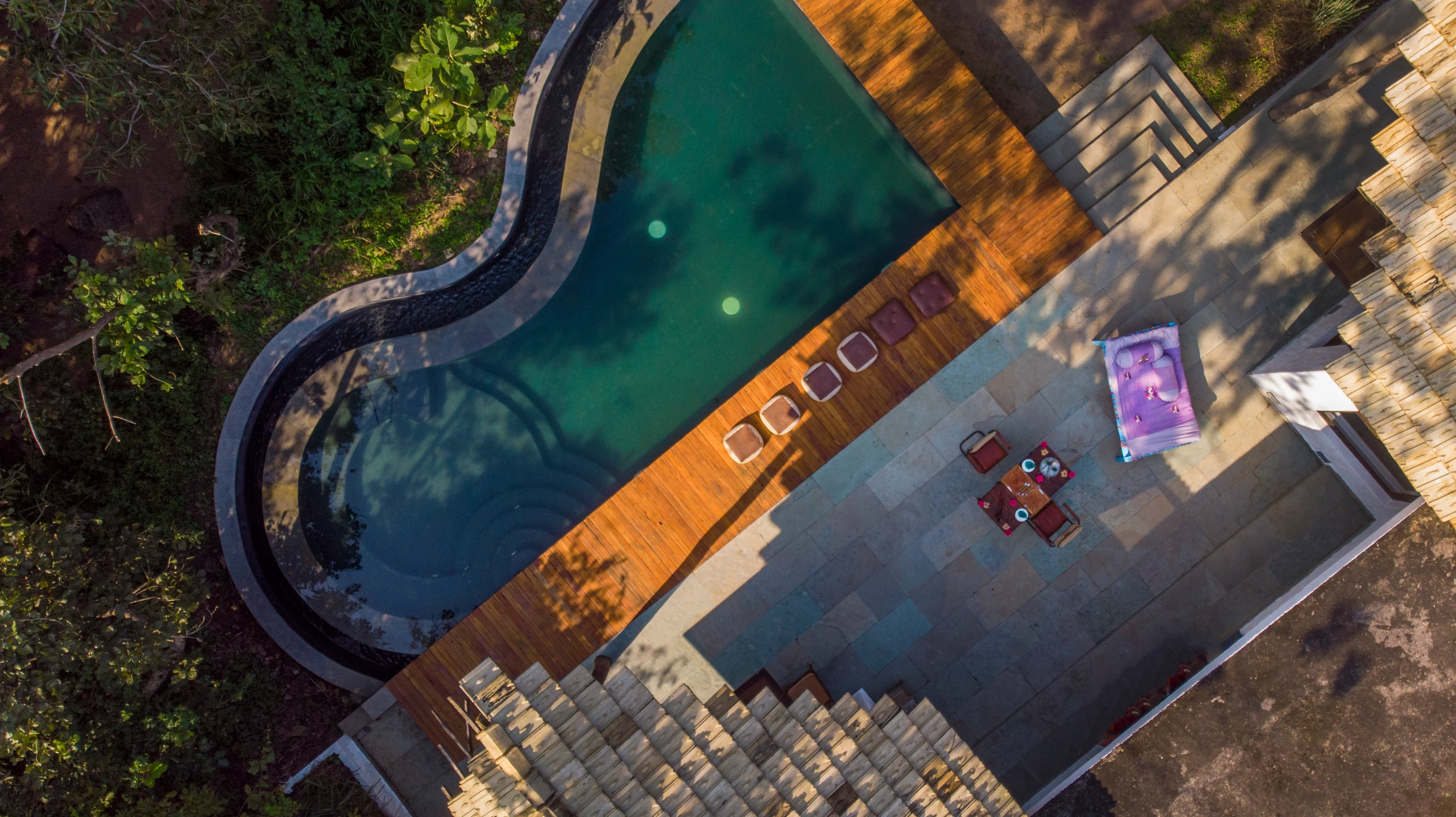 IN-accommodatie-Jamtara-Wilderness-Camp-pool-beleven.webp