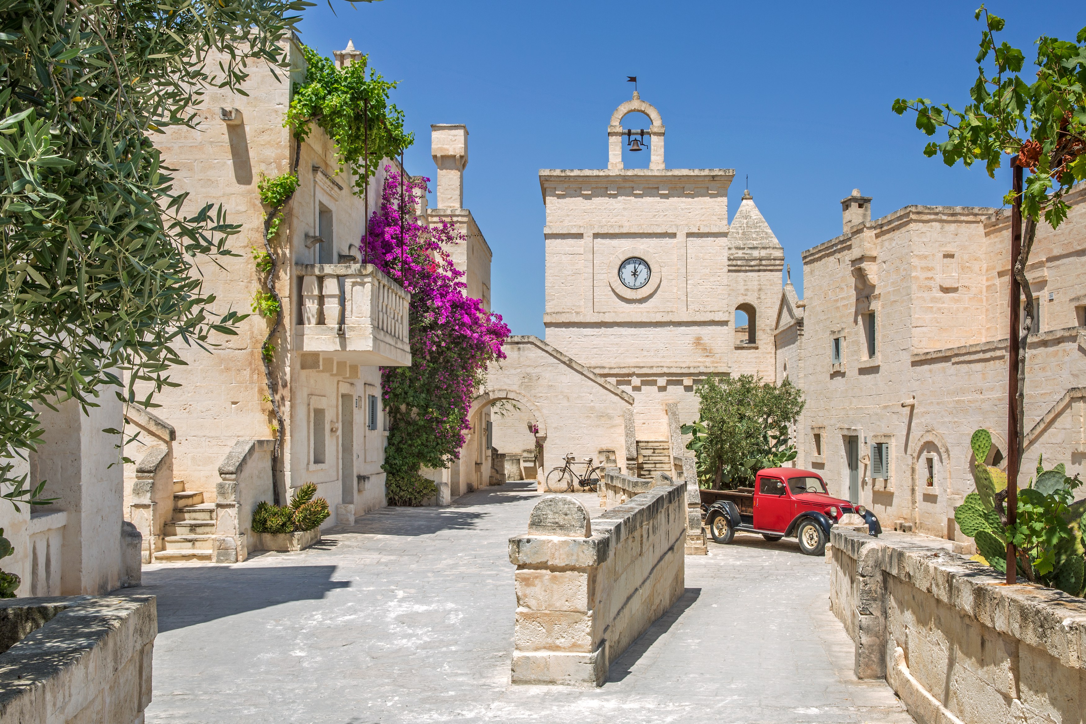 IT-accommodatie-Borgo Egnazia-piazza.jpg.jpg