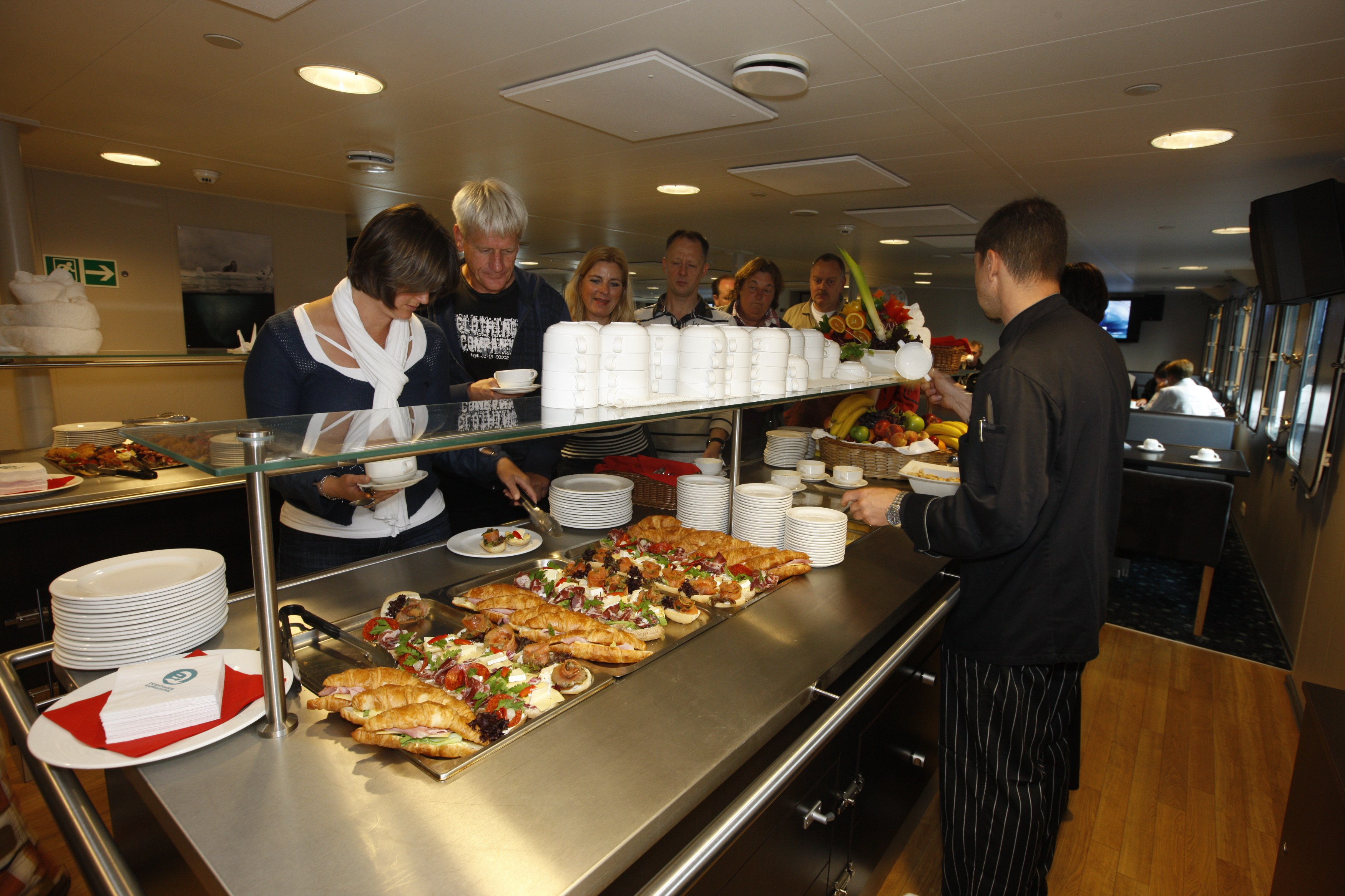 AQ -MV Plancius - buffet, food, people.jpg