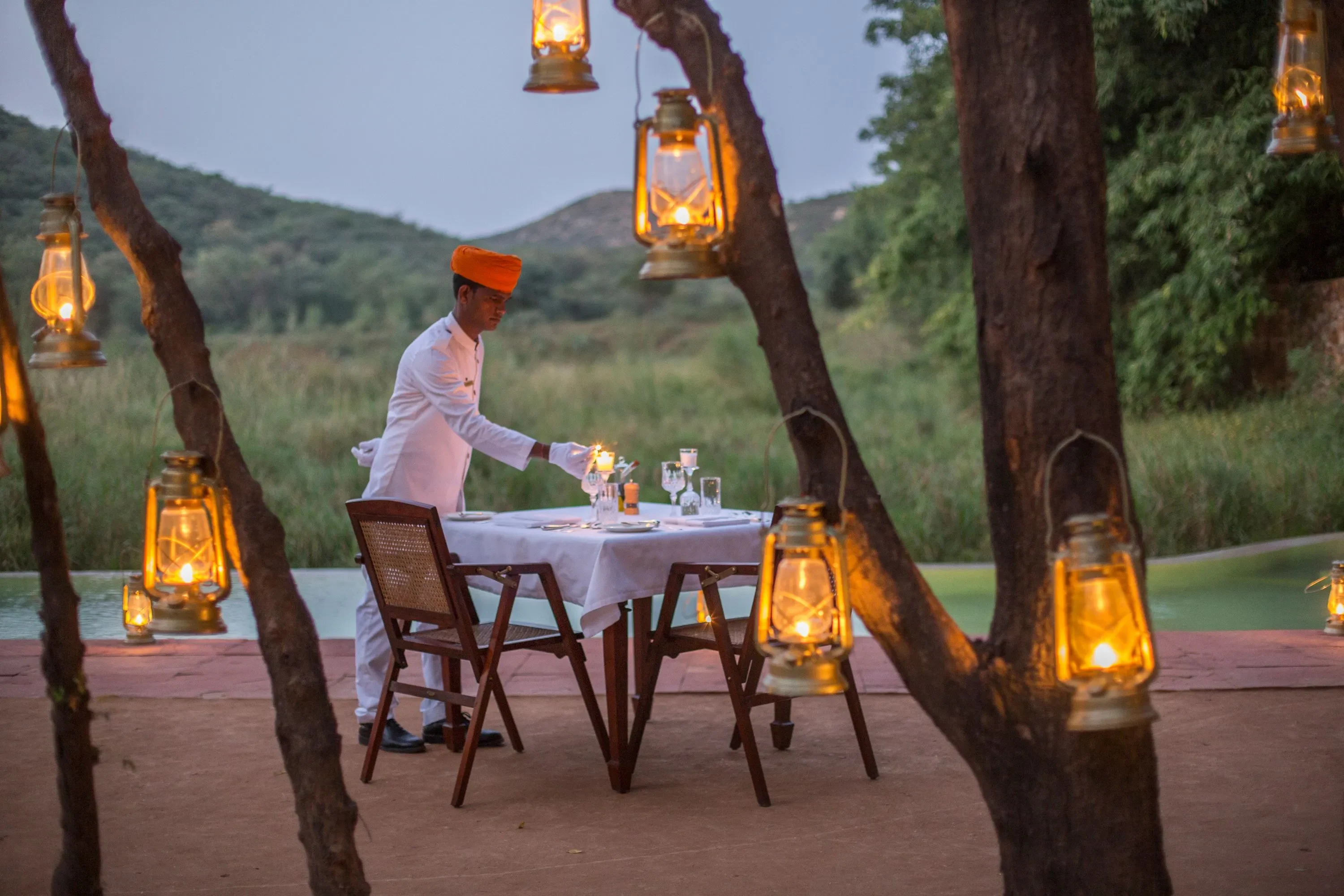 IN - Sujan Sher Bagh - eten en drinken- dinner.webp