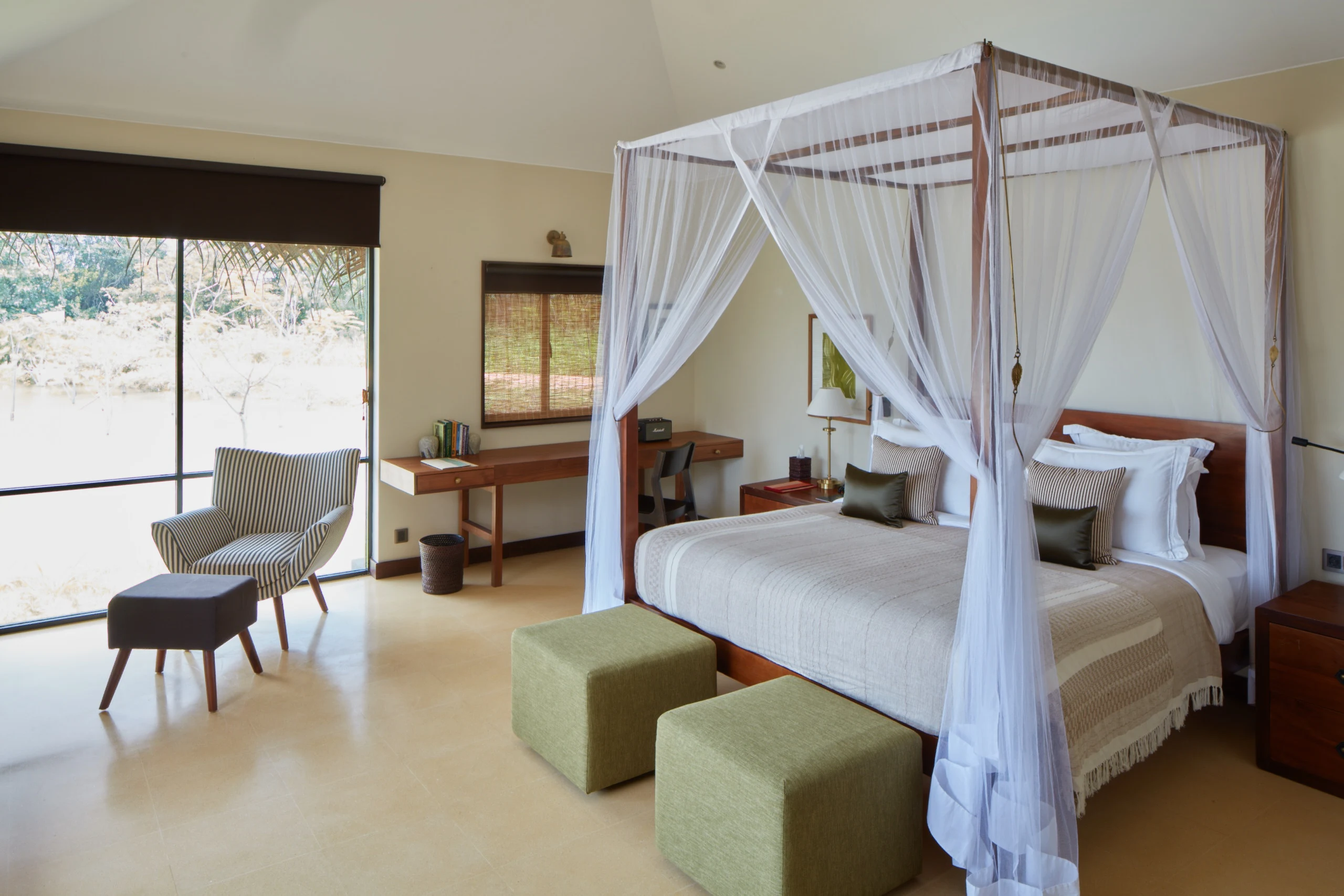 LK - Sigiriya - Water Garden - Superior deluxe bedroom.webp
