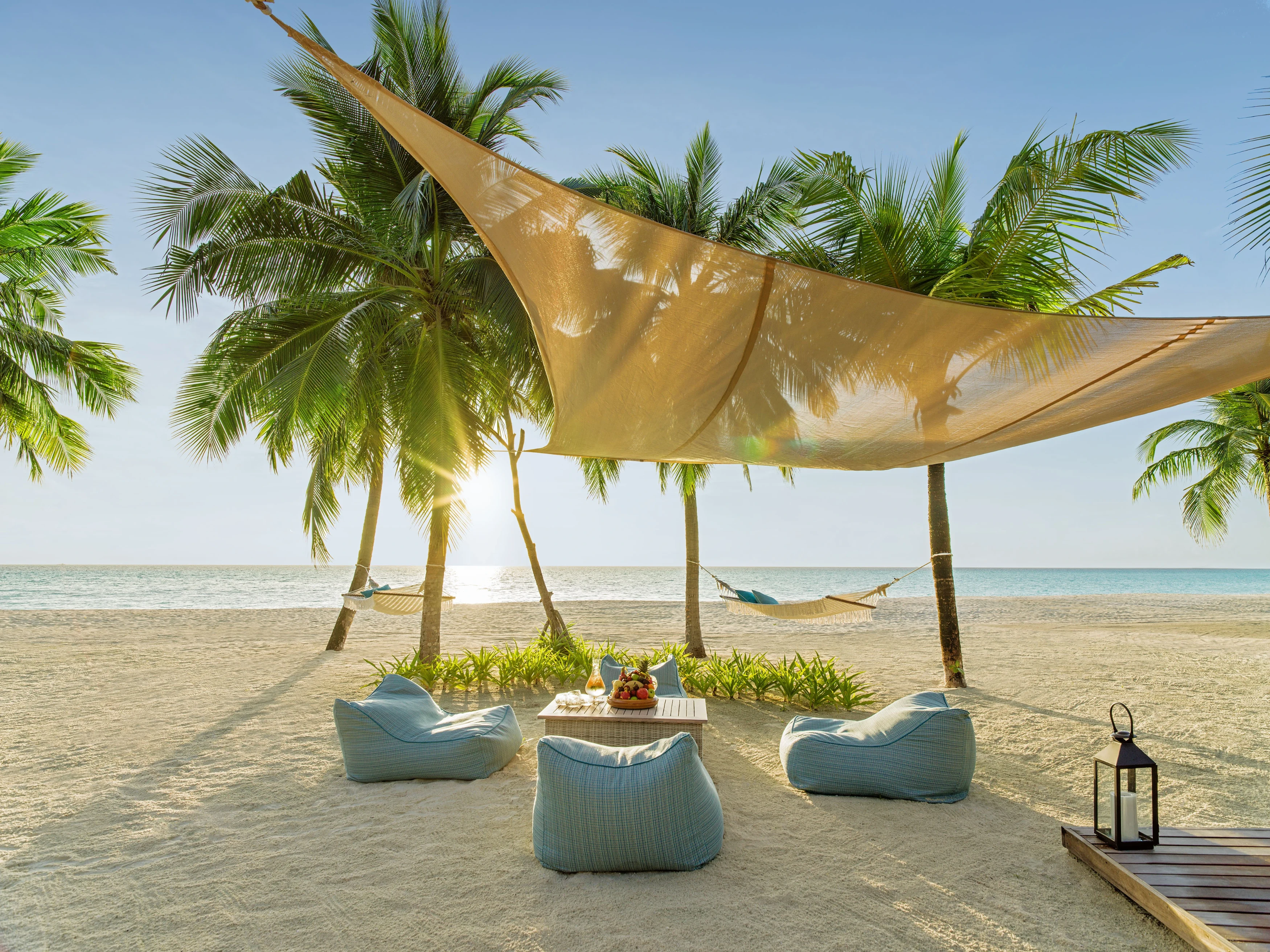 MV - One & Only Reethi Rah - Beach (2).webp