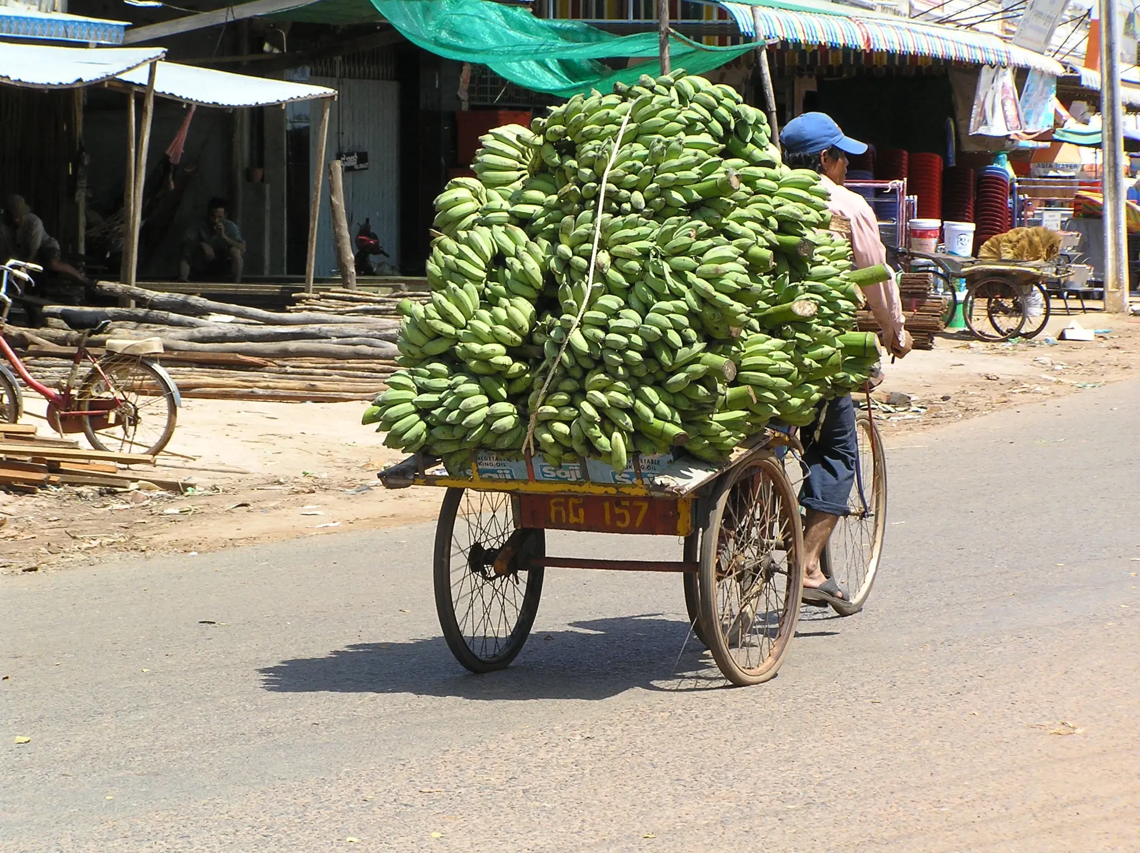 KH - Excursie - Banana's on a bike.webp