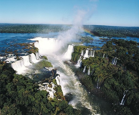 csm_BR_-_Iguazu_-_Falls__2__a88a3f6d20.jpg