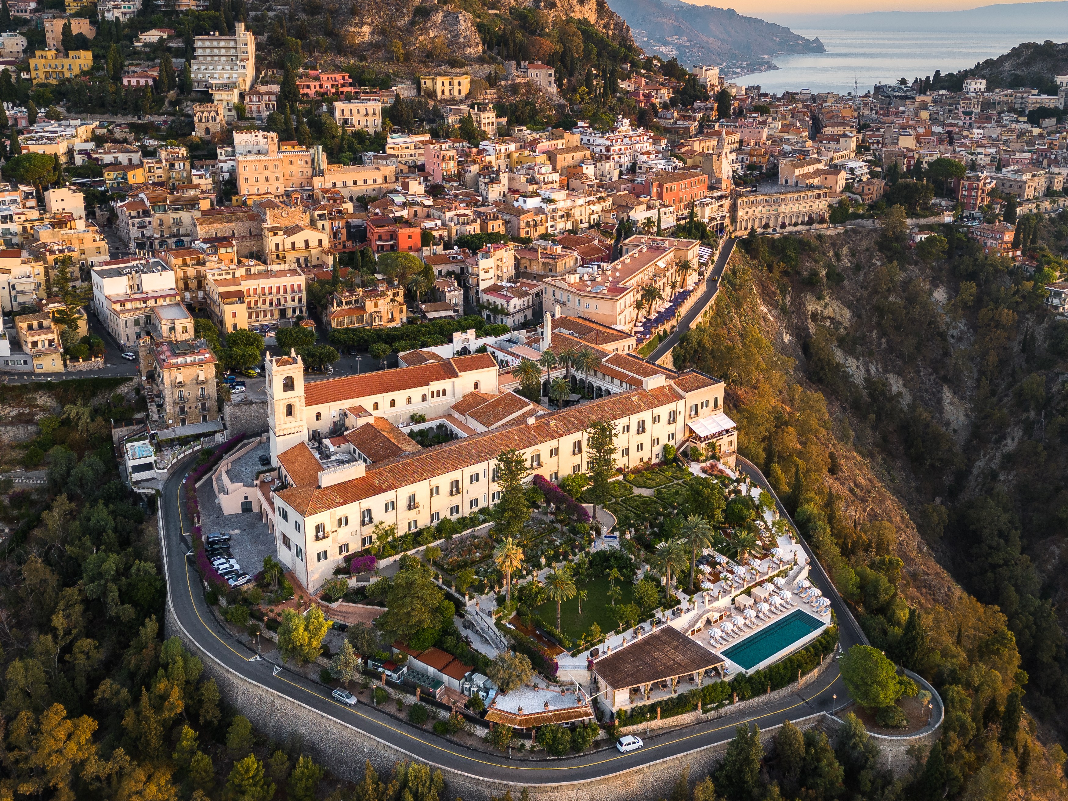 IT - Accommodatie - Four Seasons San Domenico Palace - Exterior 2.jpg