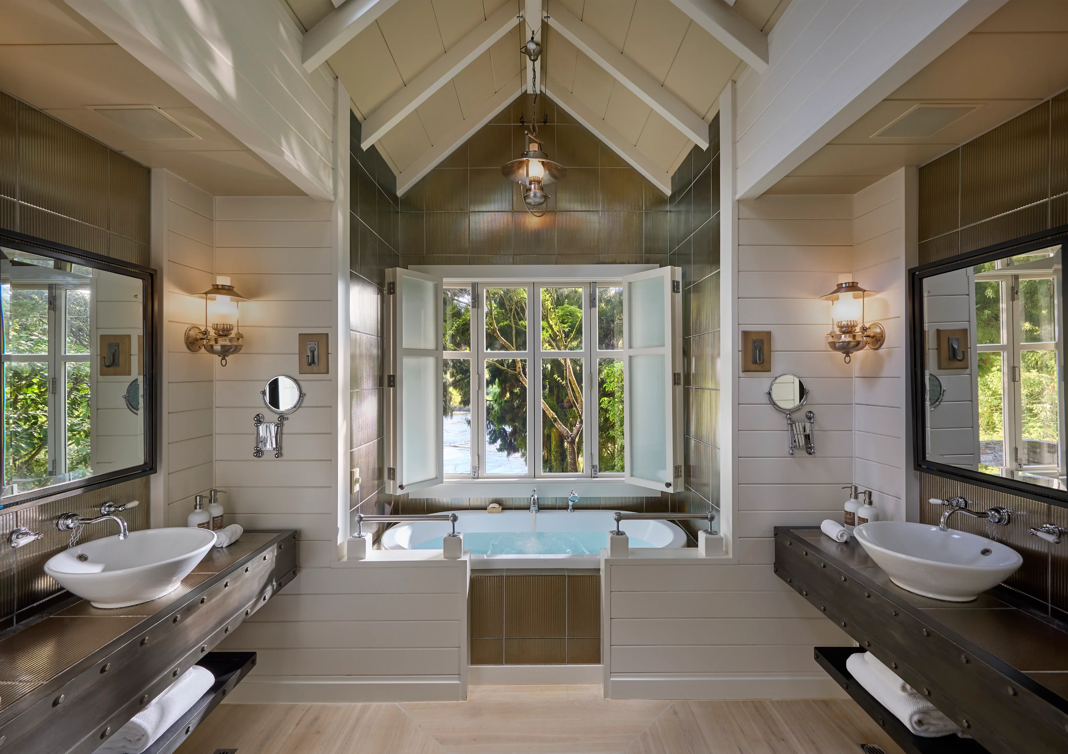 NZ - Huka Lodge - Alex van Heeren Cottage Bathroom.webp