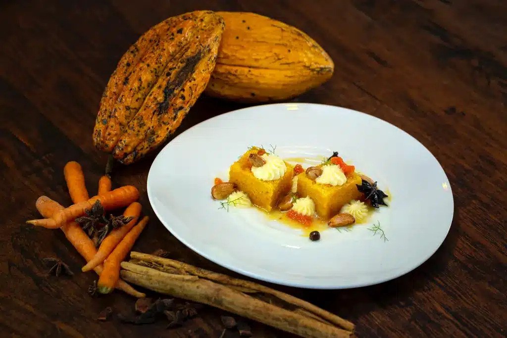 EC - Accommodatie - Galapagos Safari camp - Dining.jpg