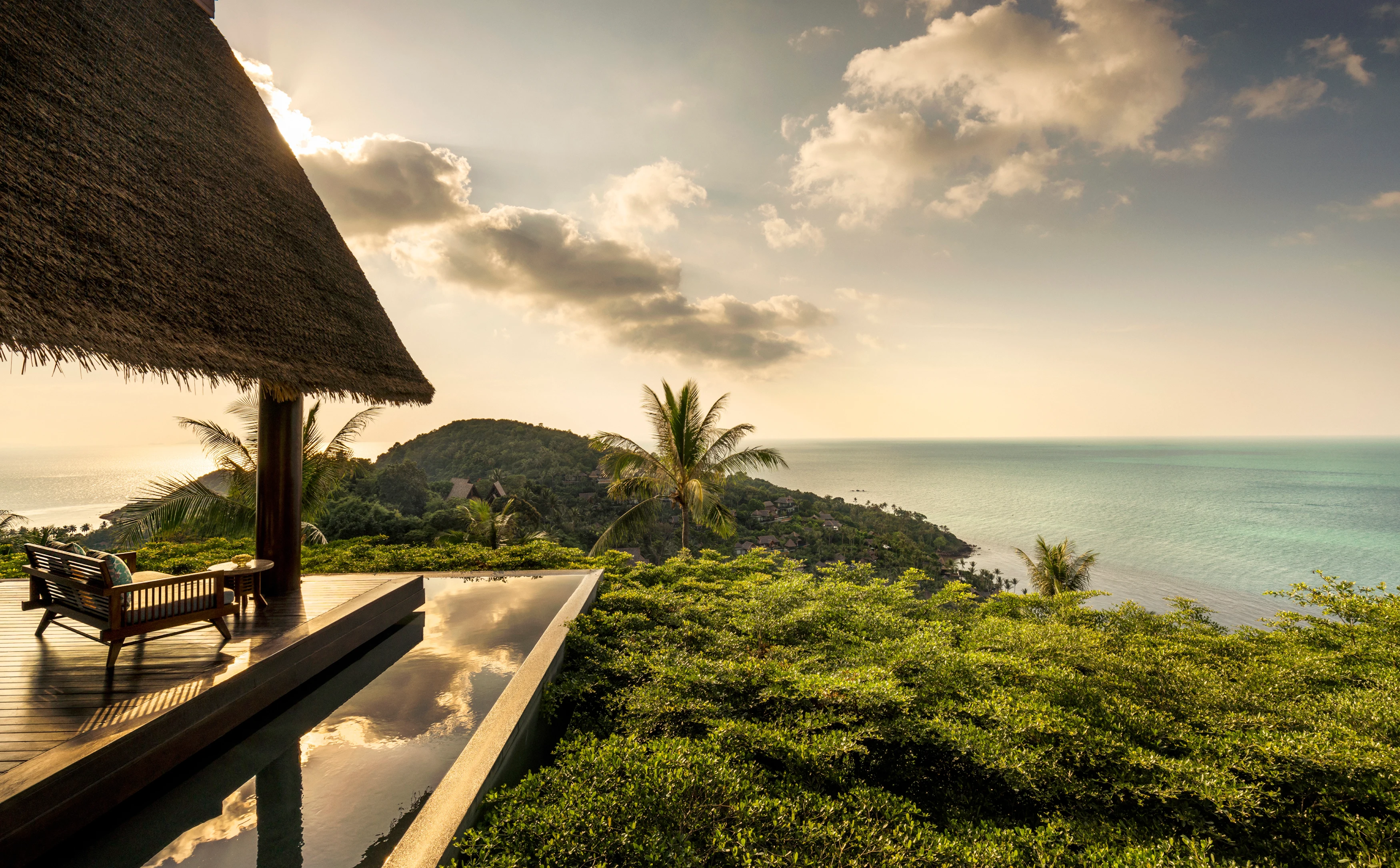 TH-Four Seasons Koh Samui-Pool and view.webp