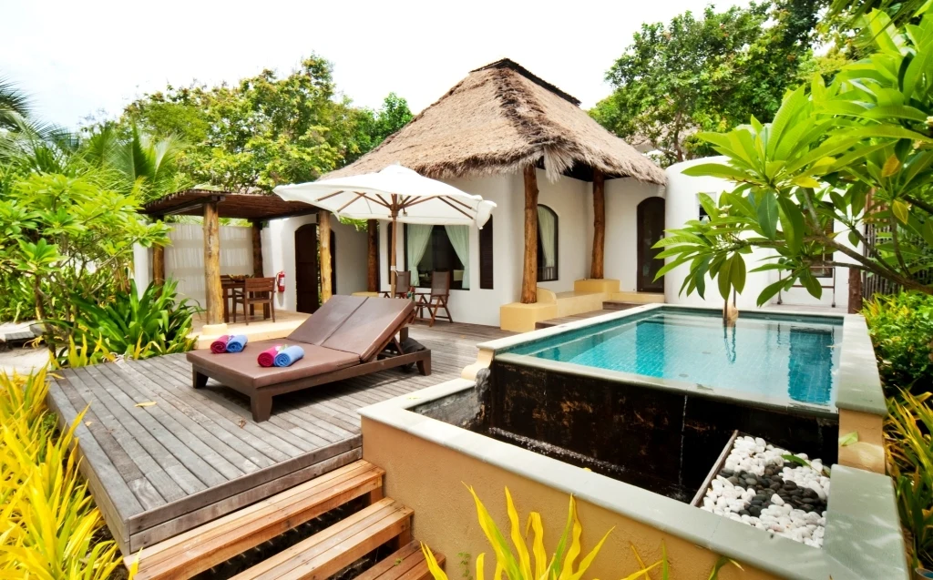TH - Paradee Resort Koh Samet - Beach Front Pool Villa.webp