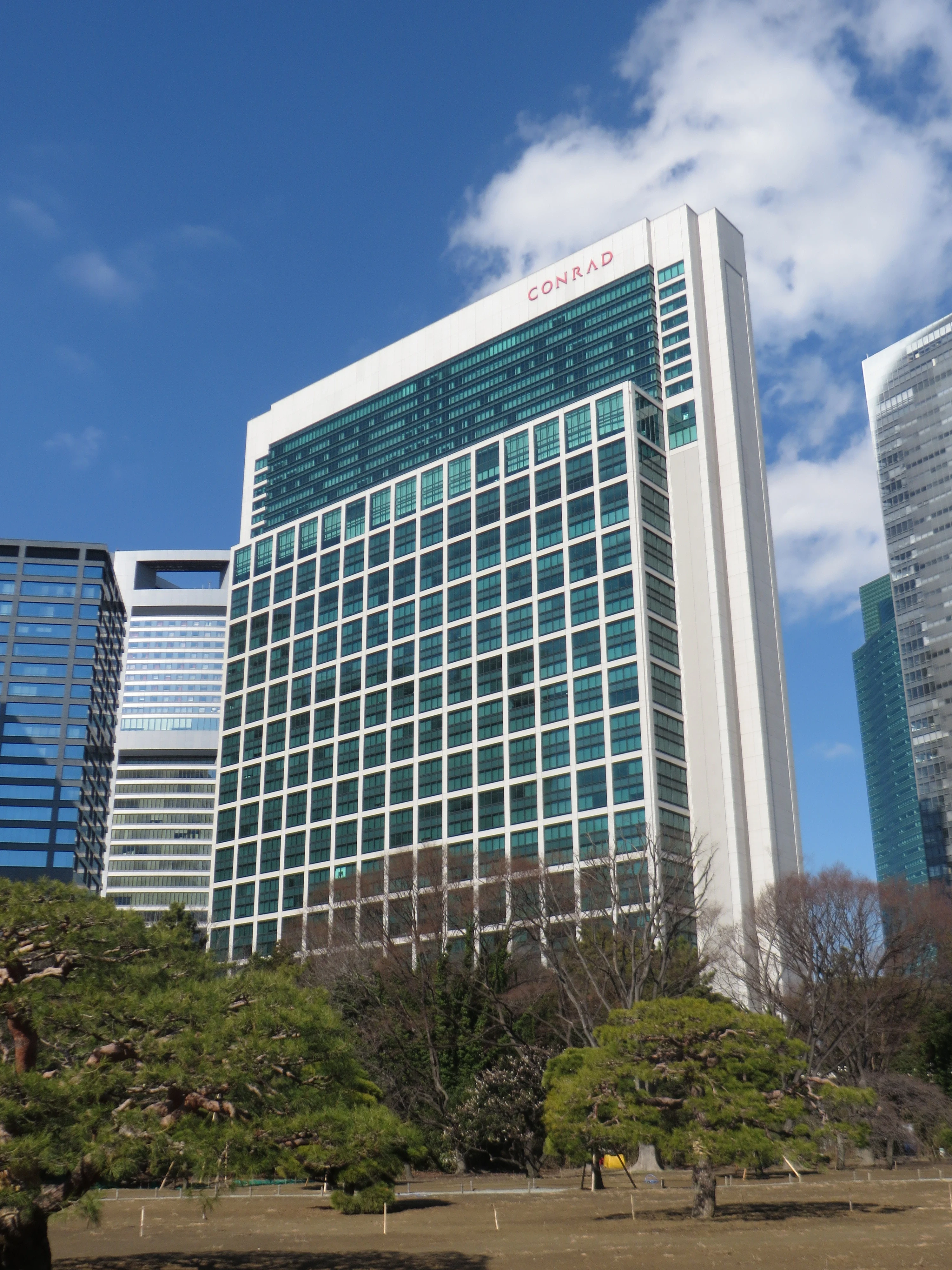 JP - Tokyo - Hotel Conrad outside building.webp