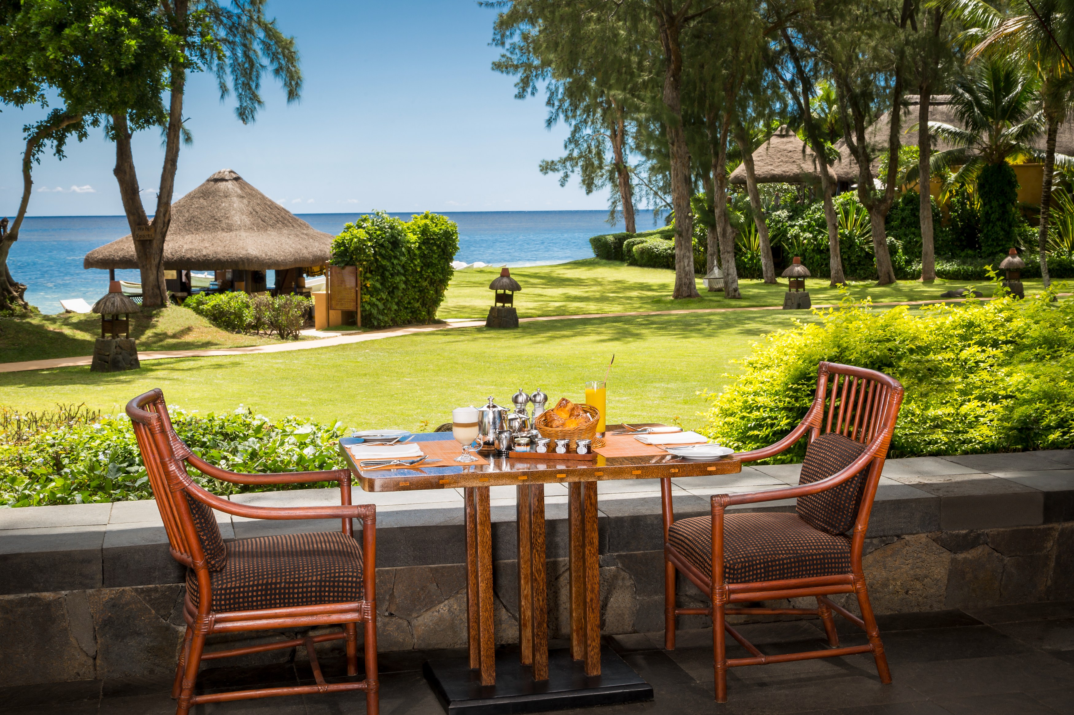 MU - The Oberoi Mauritius - The Main Restaurant. Breakfast.jpg
