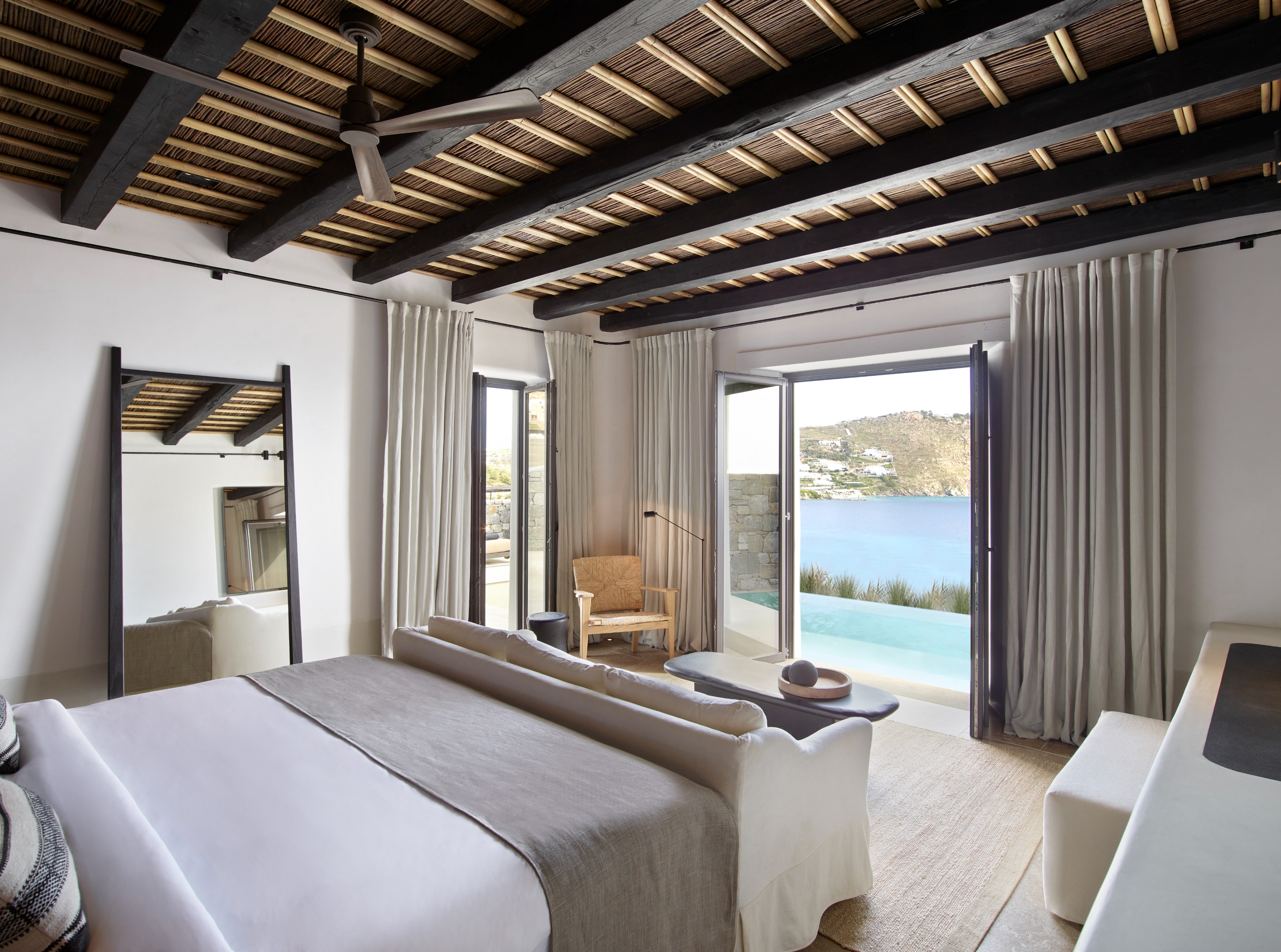 GR-Kalesma-Mykonos-Kalesma Suite - Bed Side - Sea View.jpg