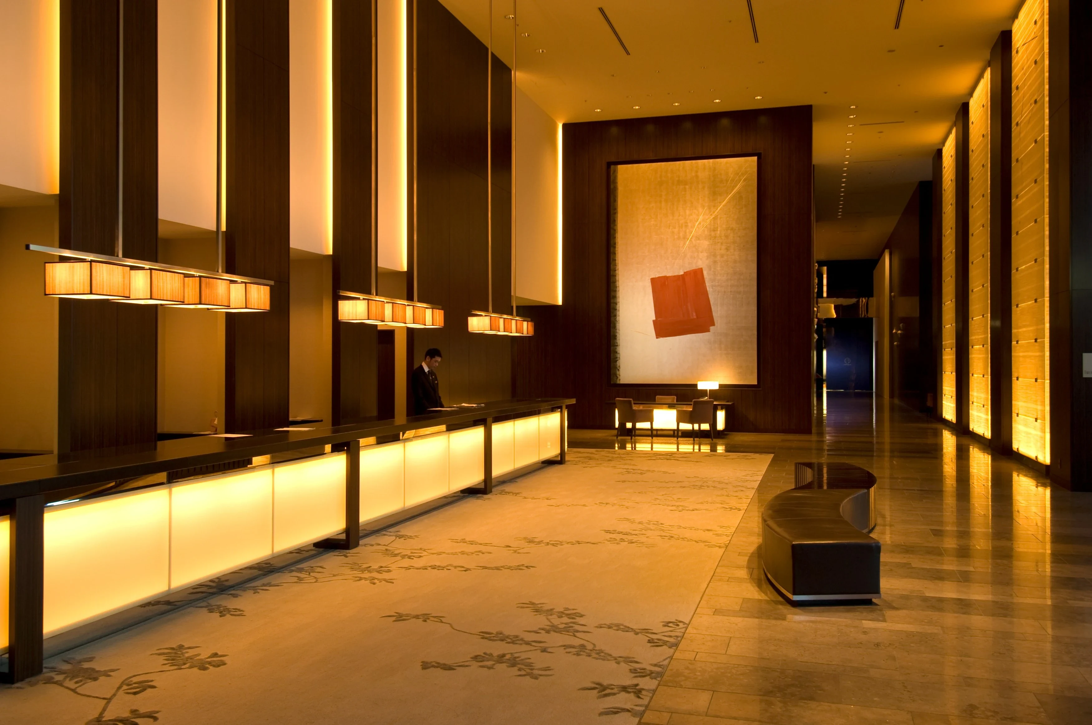 JP_-_Tokyo_Conrad_-_Lobby.webp