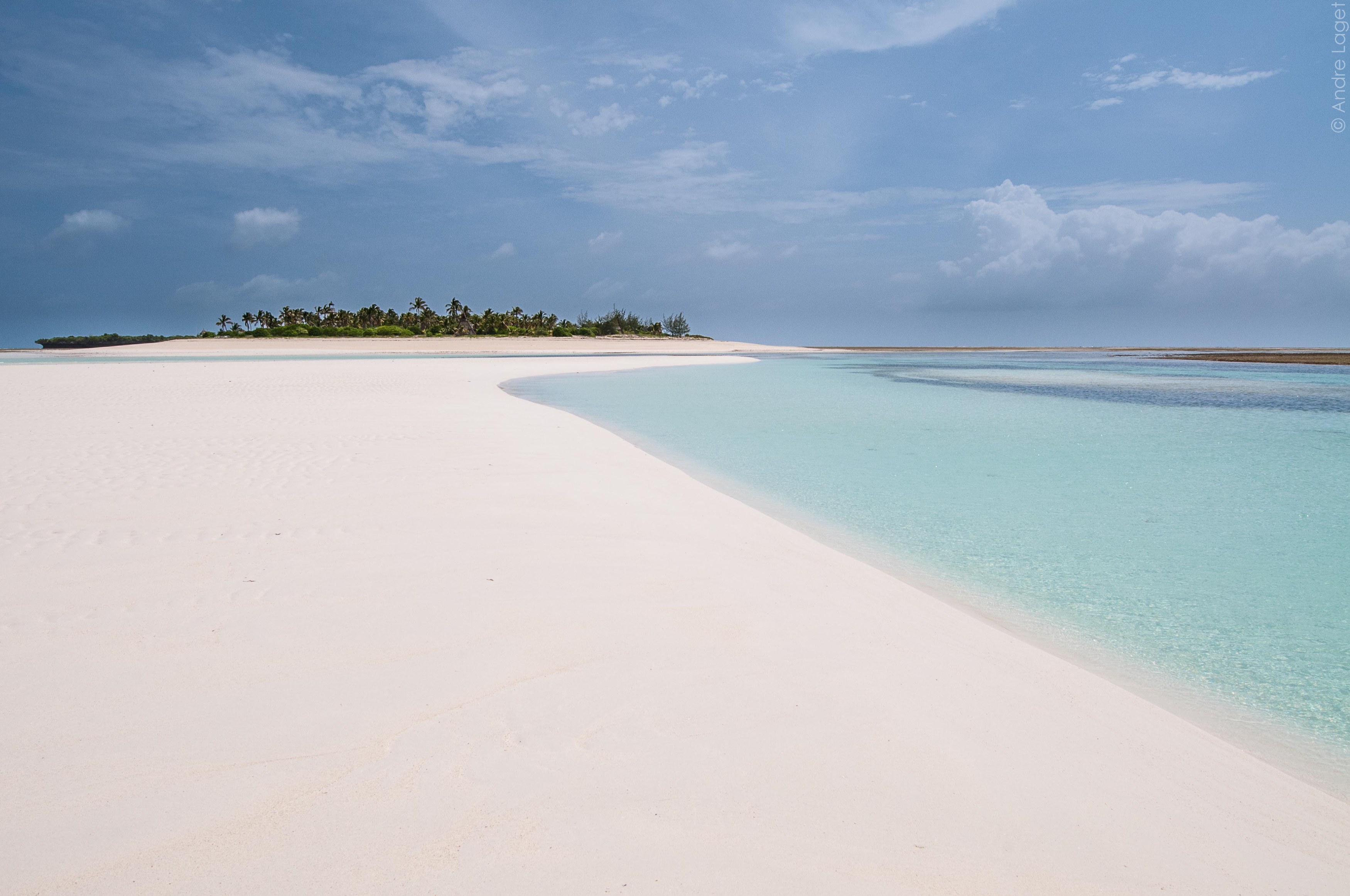 Tanzania - Fanjove Island - beach & sand bar (low res).jpg