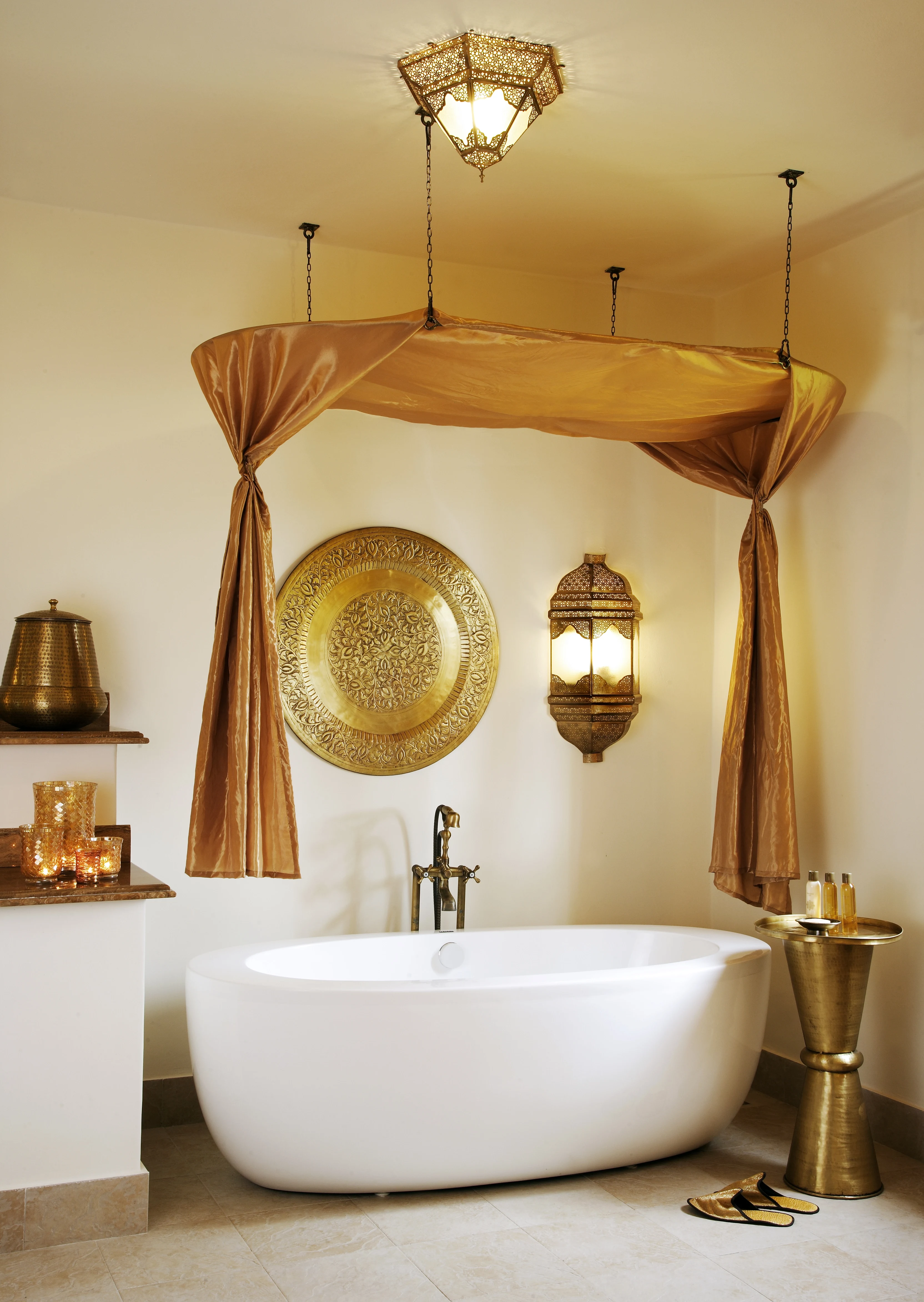 TZ - Baraza Resort & Spa - Bathroom.webp