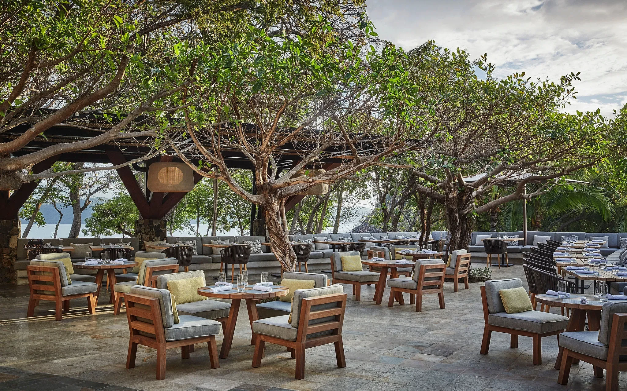 CR-Accommodatie-Four-Seasons-Papagayo-restaurant.webp