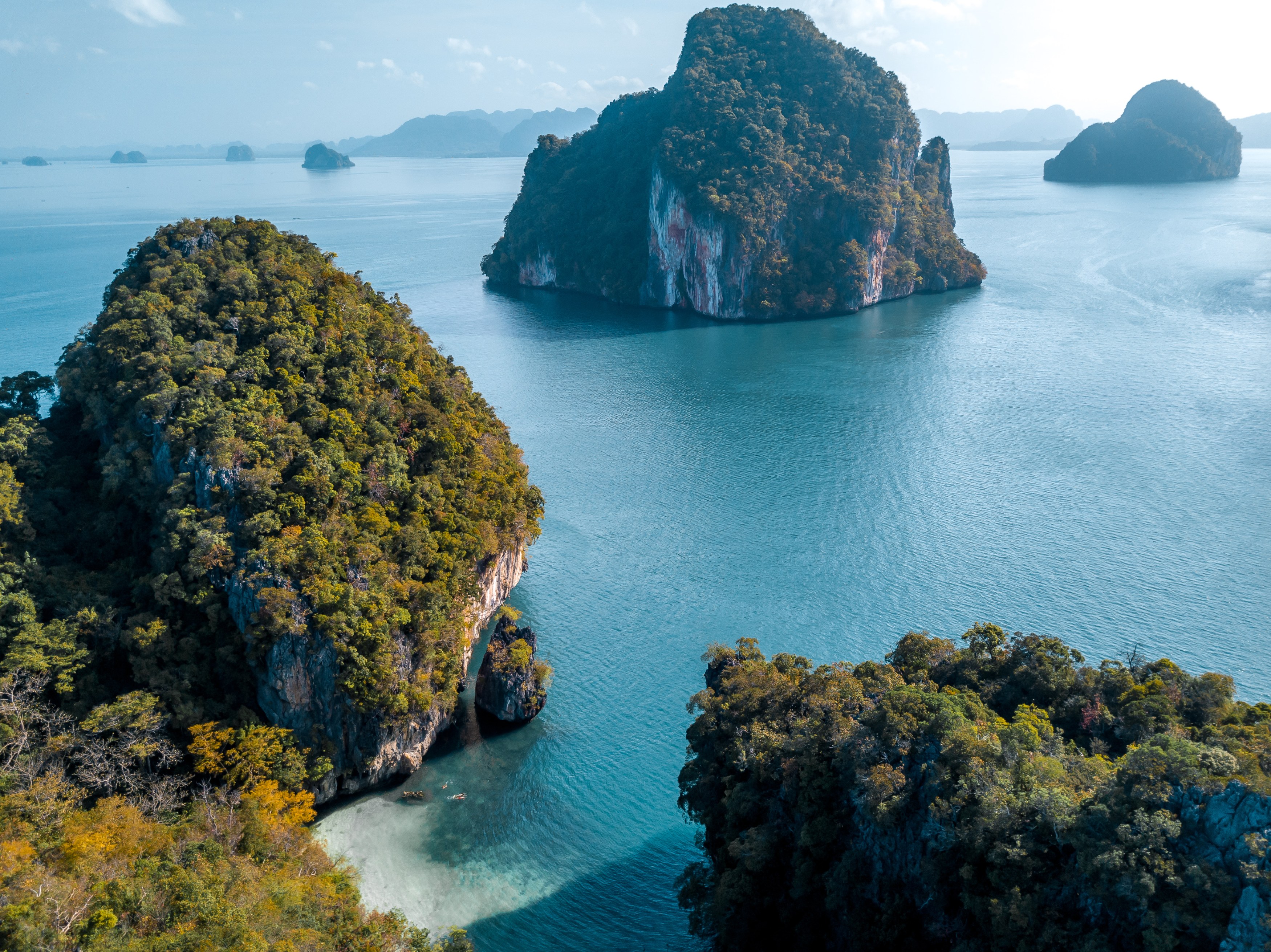 TH-Hong Island-Krabi Four-Island Region (1).jpg