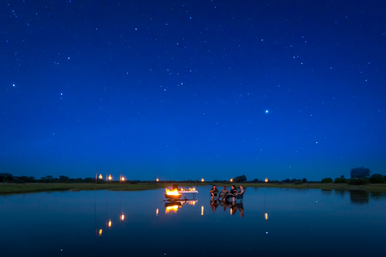 BW-Vumbura Plains-starry nights.jpg