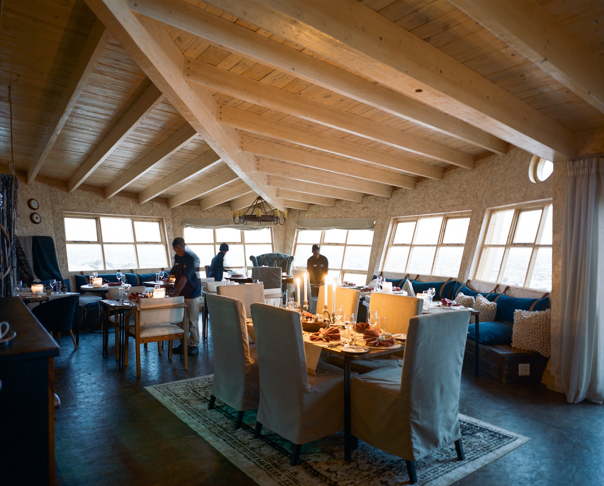 NA - Shipwreck Lodge - Main area & dining room-1.jpg