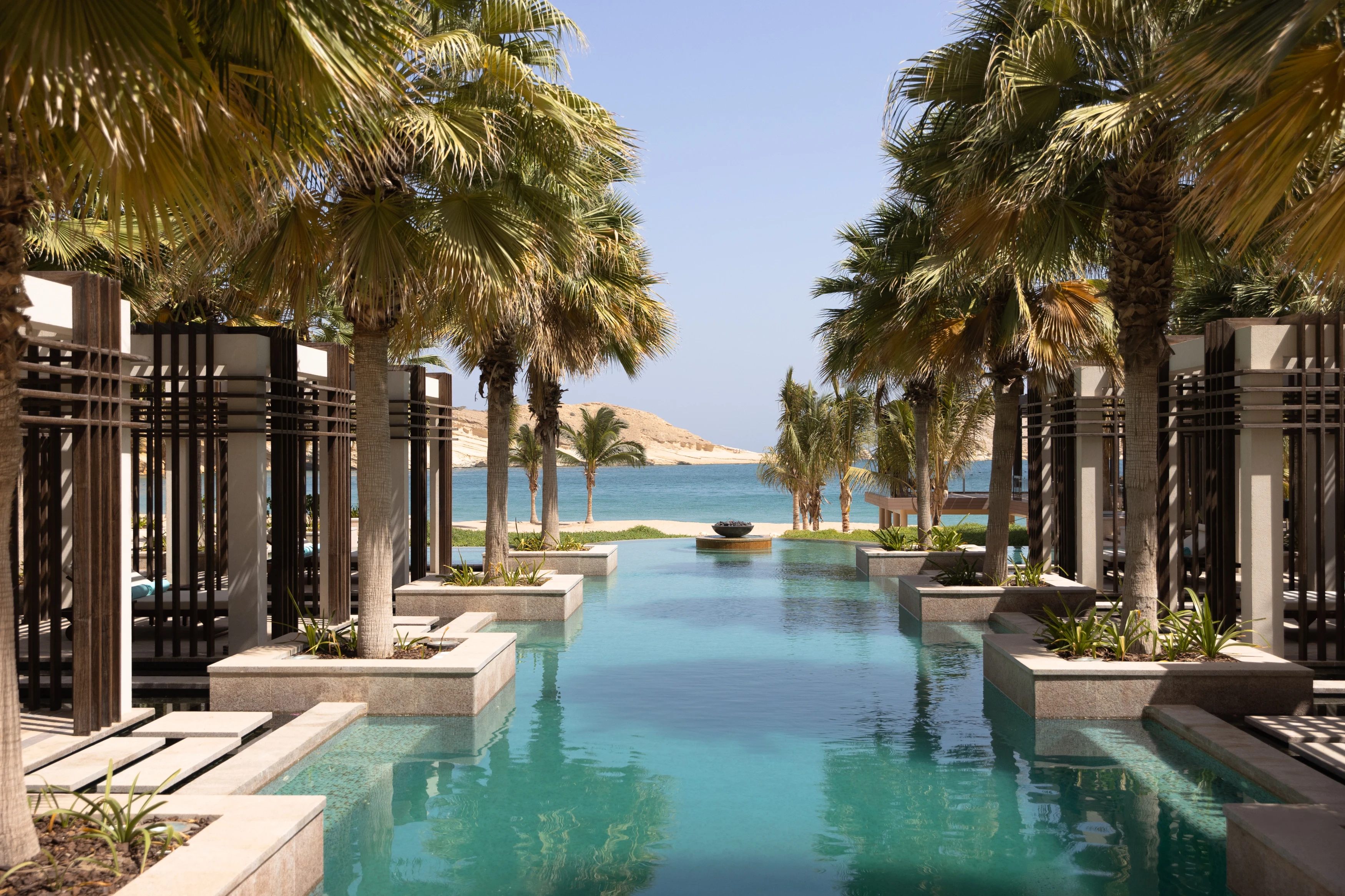 OM - Jumeirah Muscat Bay - Adults Pool 1.webp