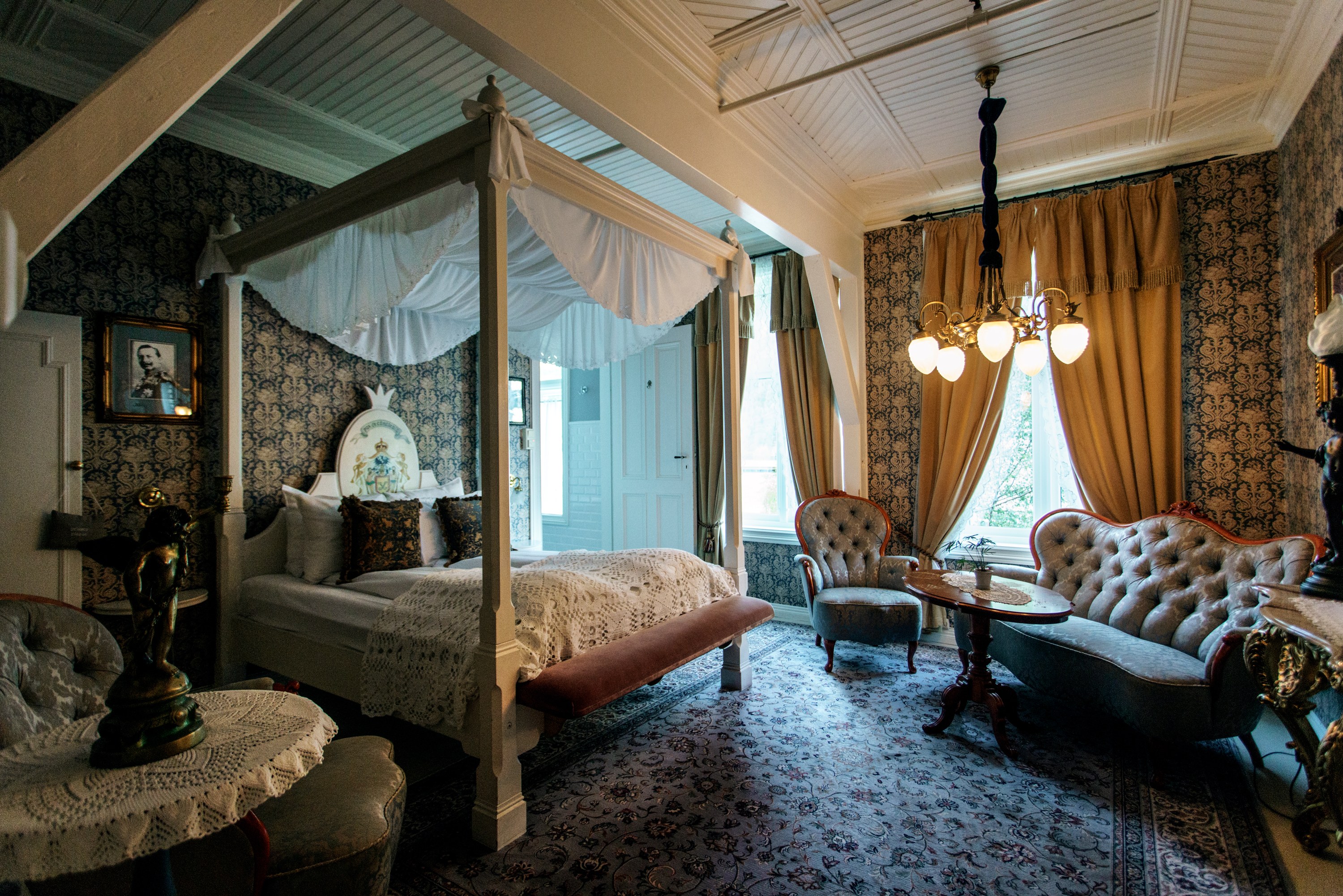 NO - Hotel Union Øye - Bedroom (2).jpg