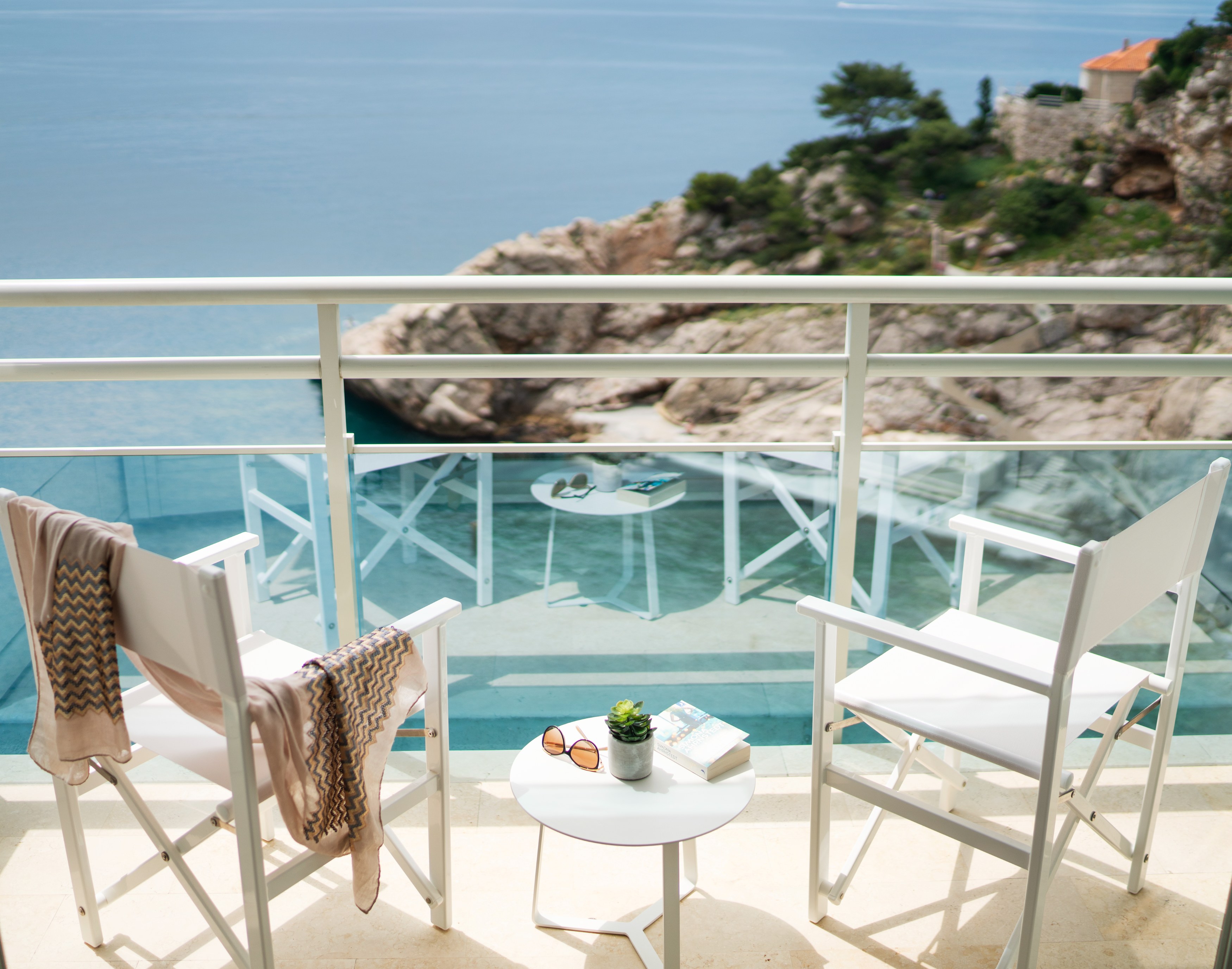 ALH_BellevueDubrovnik_DeluxeRoom_Balcony.jpg