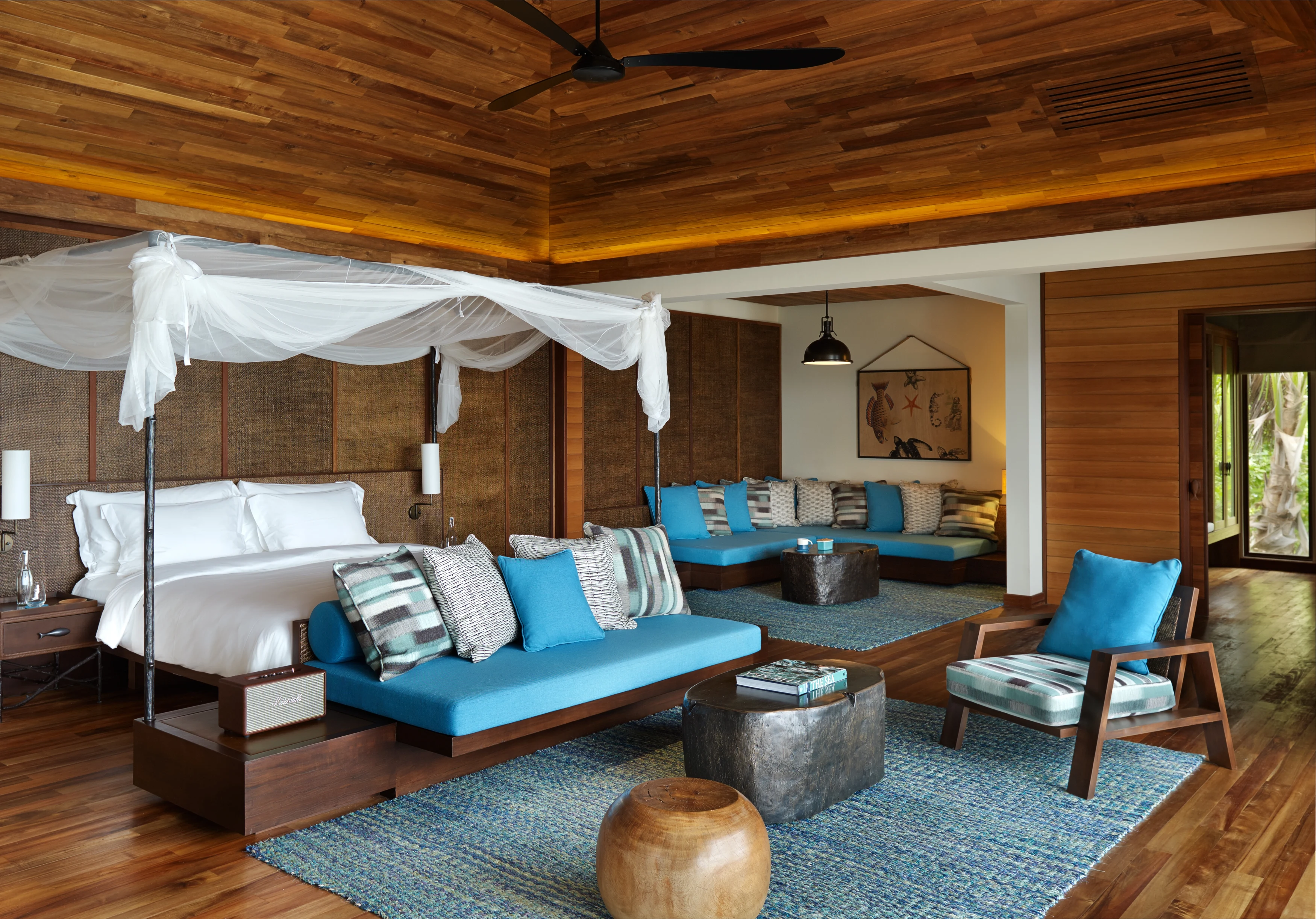 SC-accommodatie-Six-Senses-Zil-Pasyon-Signature-PoolVilla-bedroom.webp